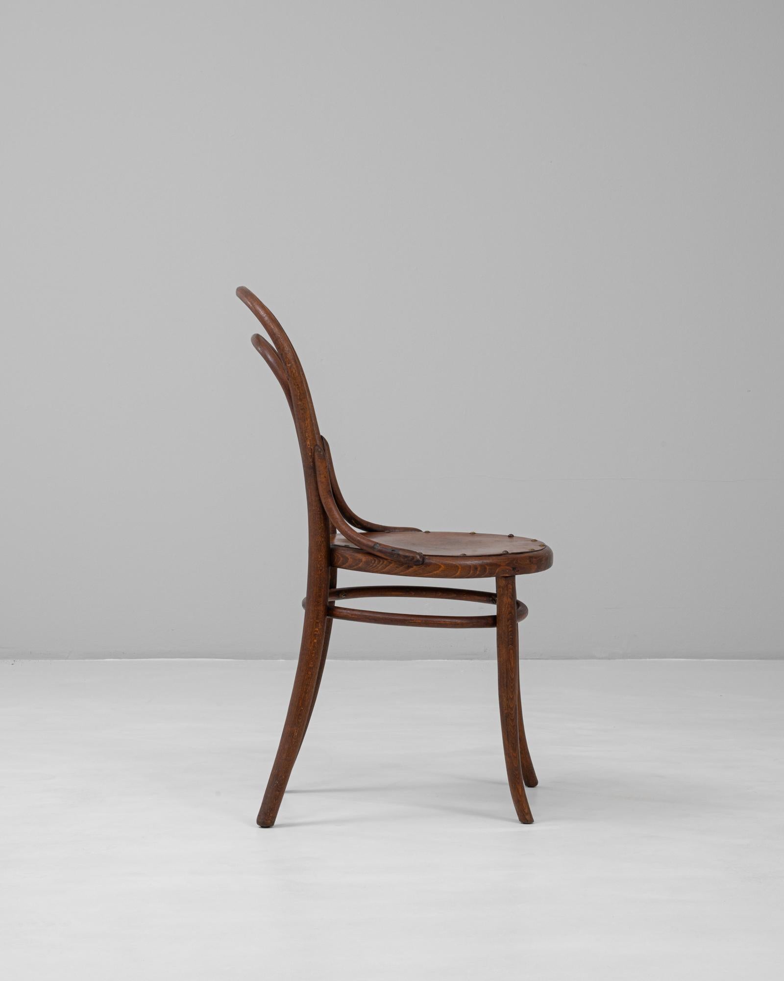Silla Bistro de madera curvada austriaca del siglo XX Austríaco en venta