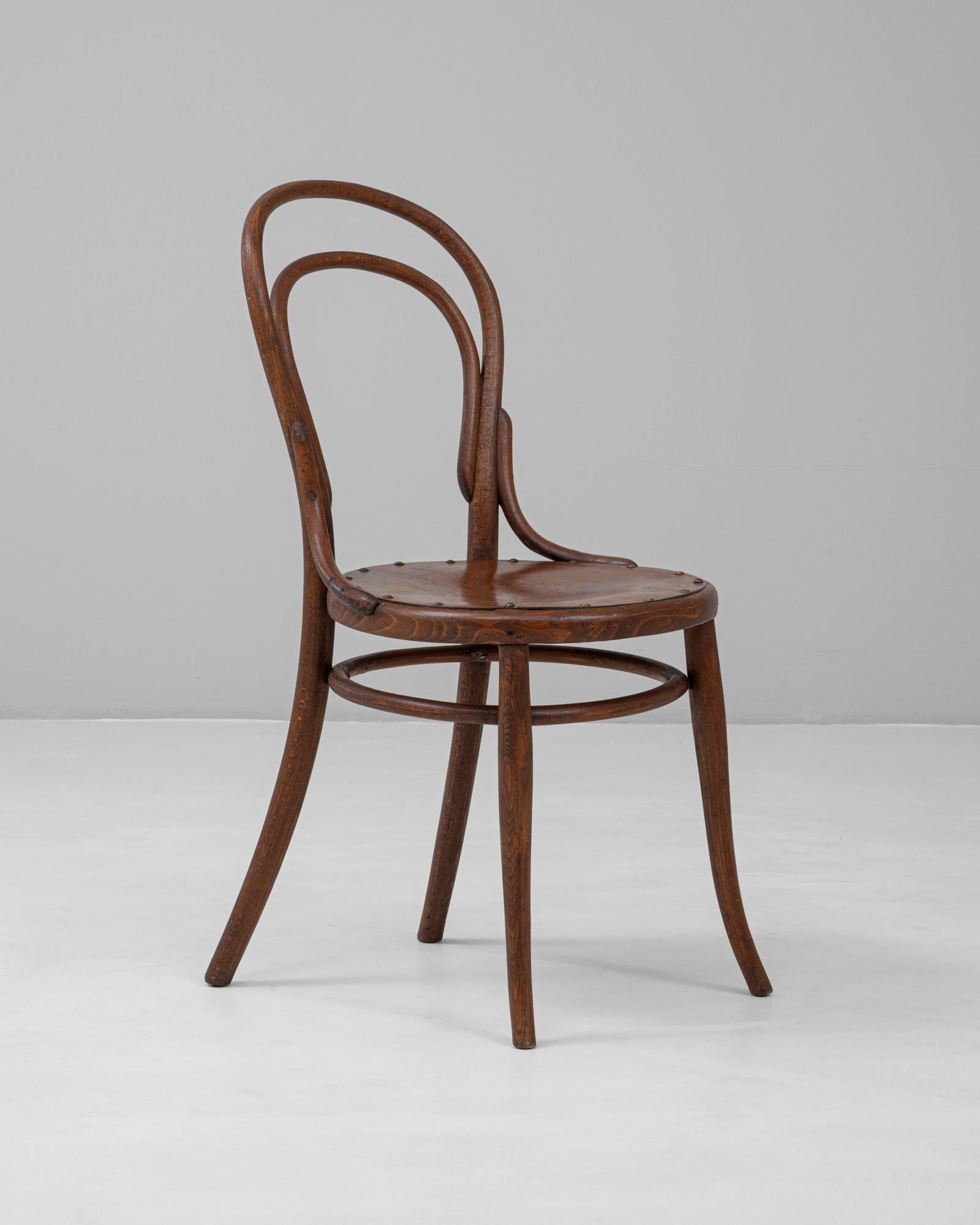 Silla Bistro de madera curvada austriaca del siglo XX en venta 4