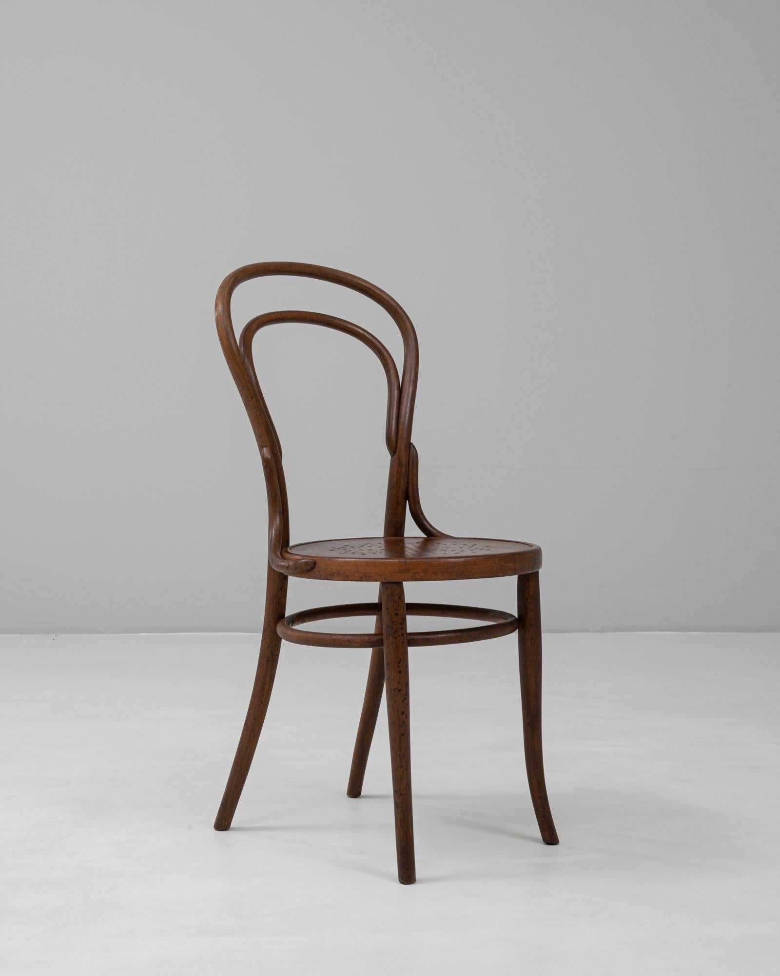 Chaise de bistrot en bois bentwood autrichien du 20e siècle en vente 3