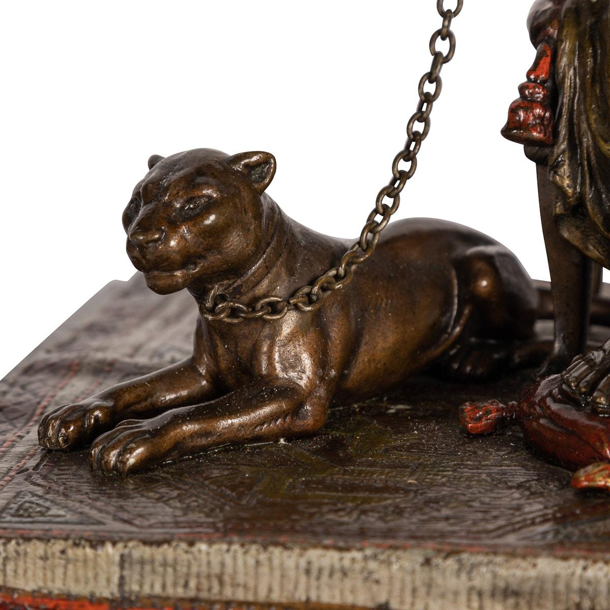 20th Century Austrian Cold Painted Bronze 'Cleopatra with Pumas' Bergman, C.1910 For Sale 6