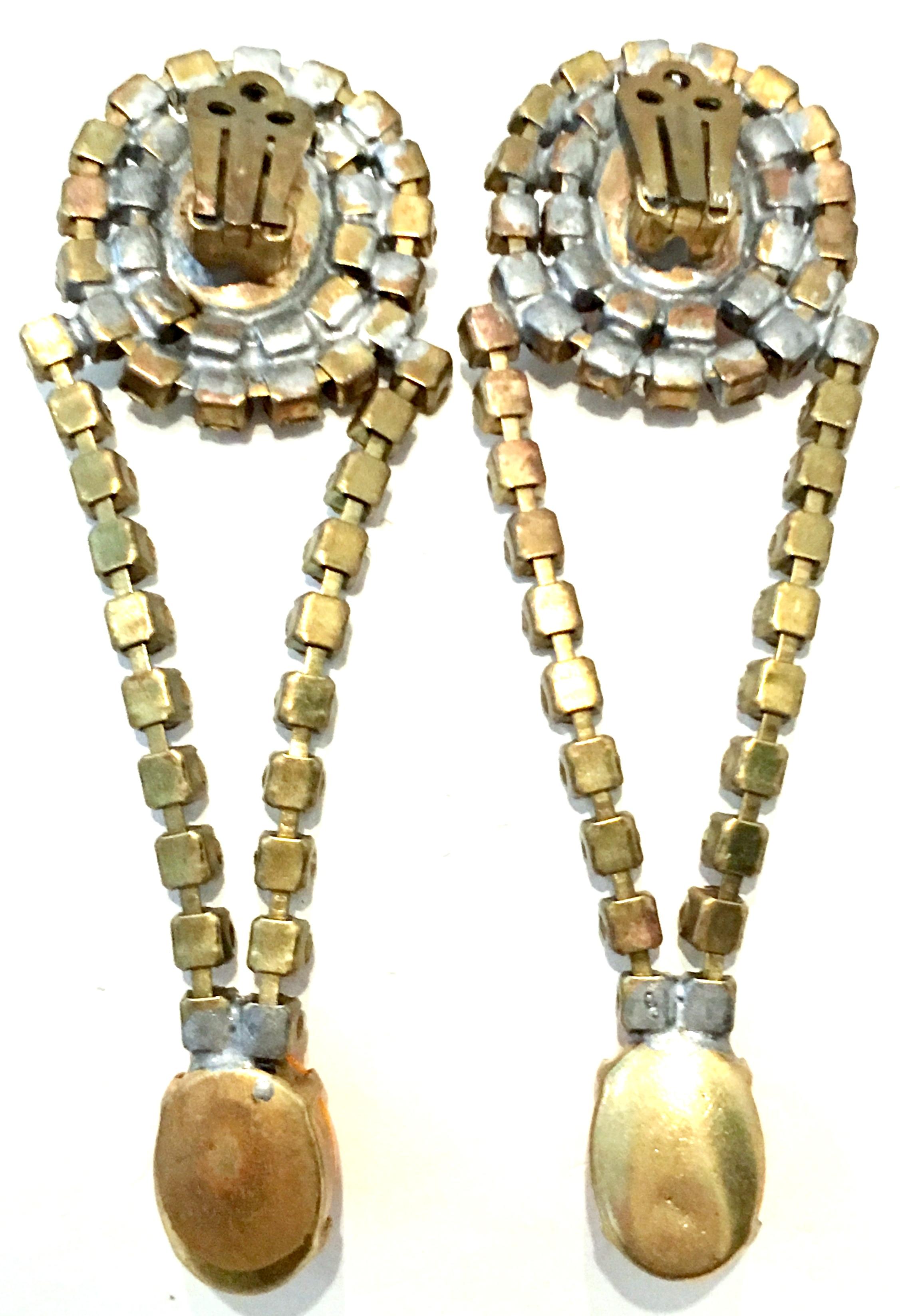 20th Century Austrian Crystal & Lucite Multi Tier Necklace & Pair Of Earrings For Sale 10