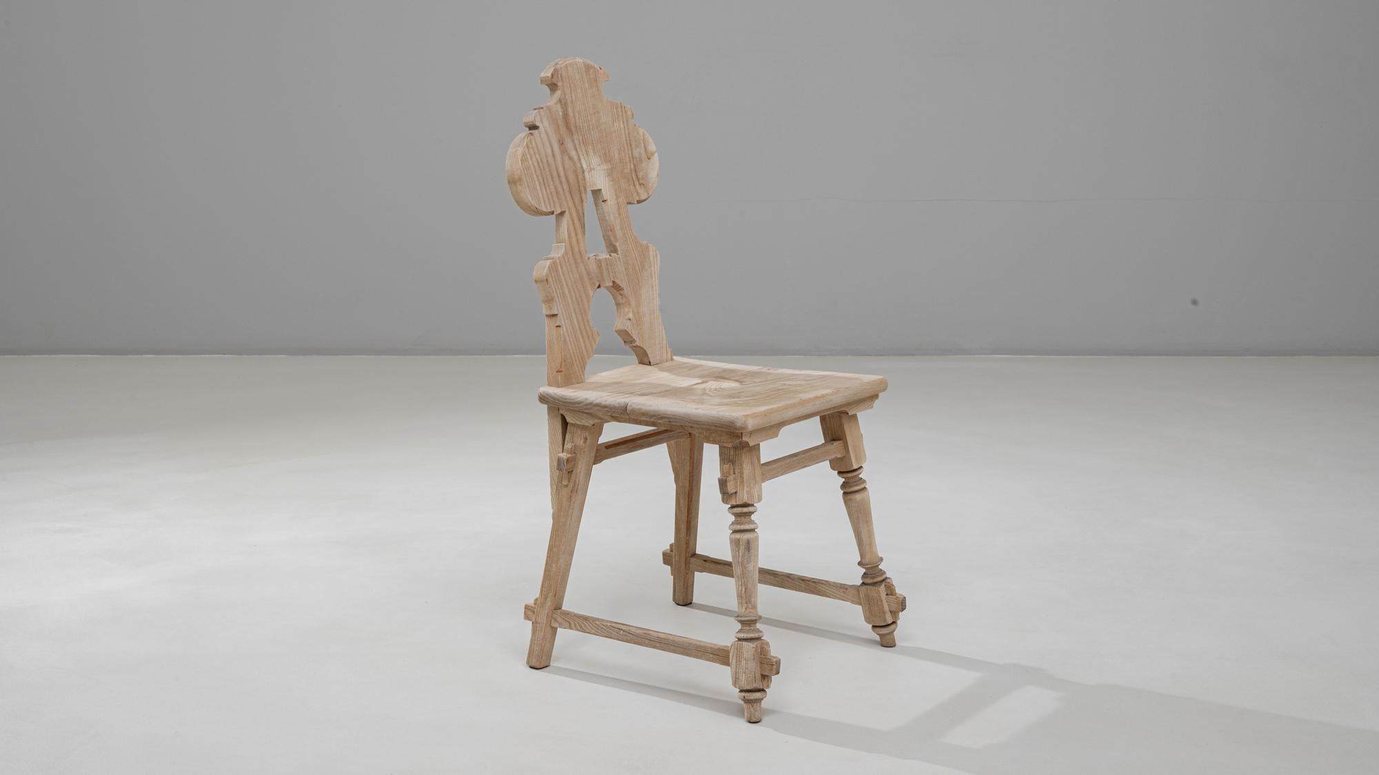 20. Jahrhundert Österreichischer Tiroler Holzstuhl mit Rückenlehne im Angebot 11