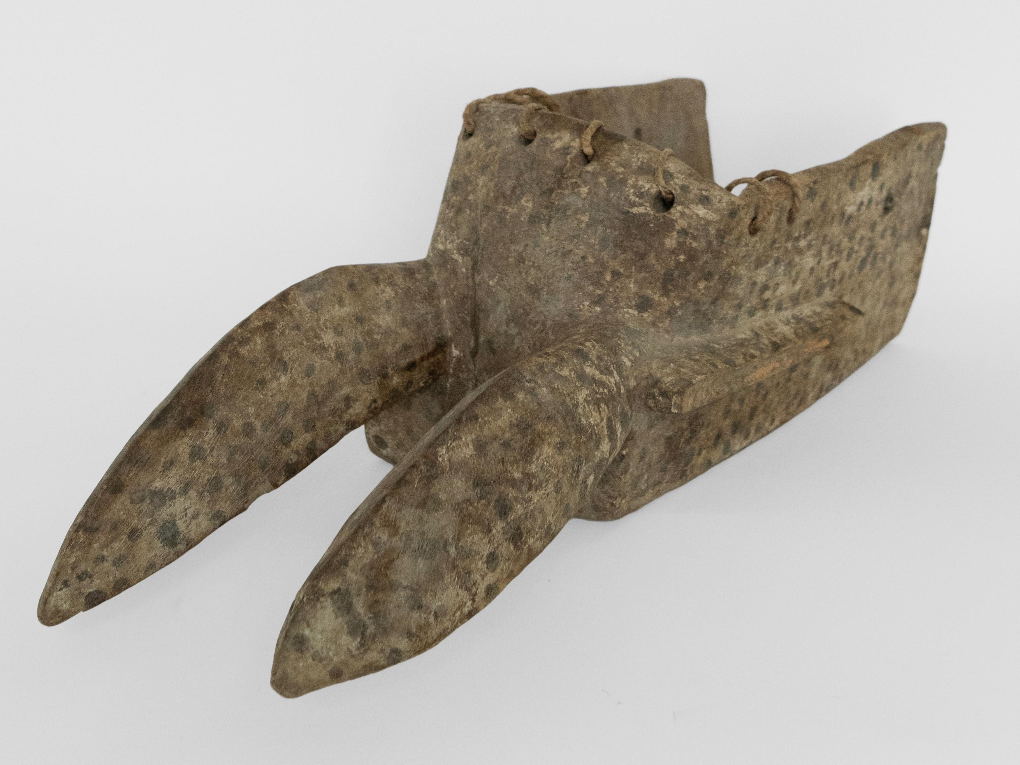 Authentique masque tribal africain de cérémonie du 20e siècle - Objects D'Art en vente 8