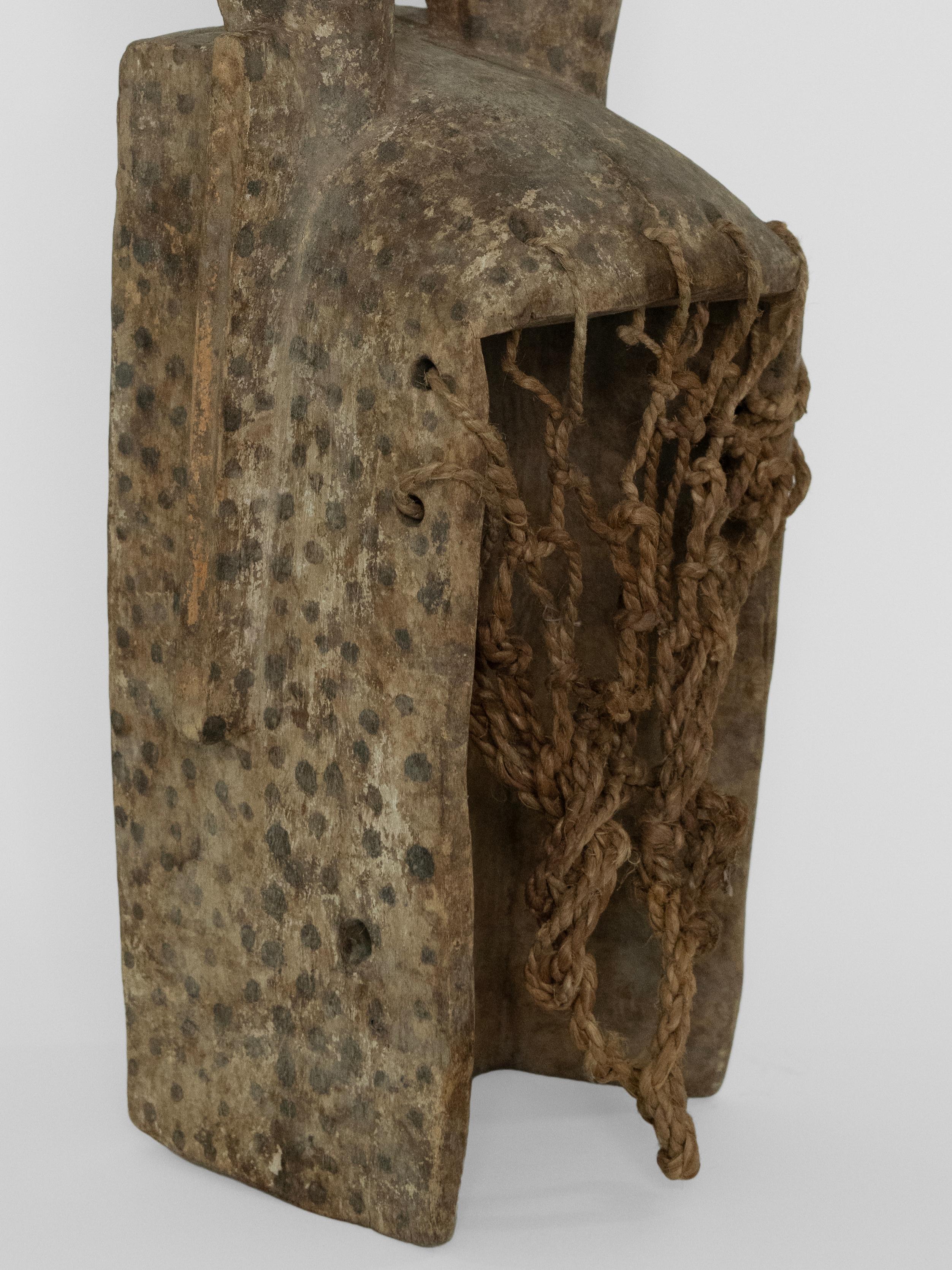 Authentique masque tribal africain de cérémonie du 20e siècle - Objects D'Art en vente 2