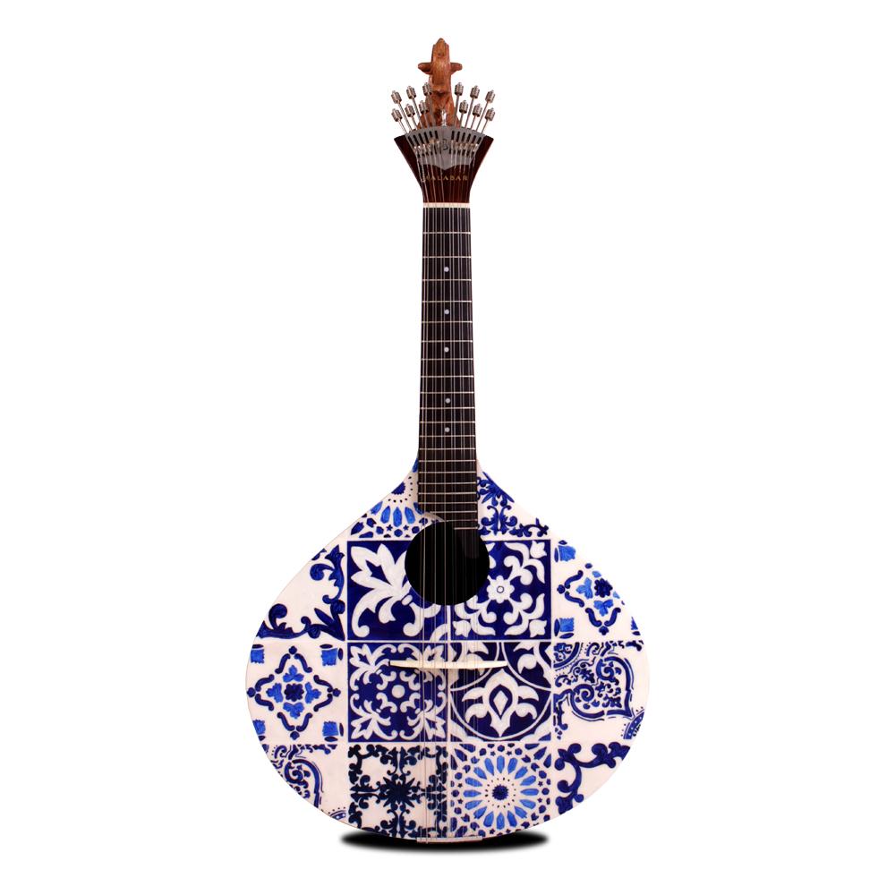 20ème siècle Azulejo IV  Wood Wood peint à la main, fait à la main au Portugal par Malab Neuf - En vente à RIO TINTO, PT