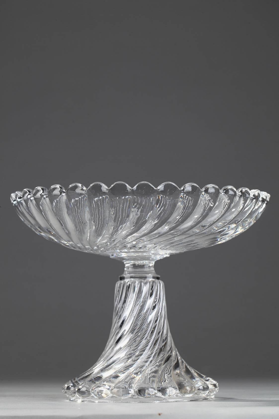 Early 20th century Baccarat cut crystal cup decorated with fluid, spiraling grooves. Signed: Baccarat,

circa 1950
Dimension: W 7.9 in, D 7.9 in, H 6.1 in.
Dimension: L 20 cm, P 20 cm, H 15.5 cm.