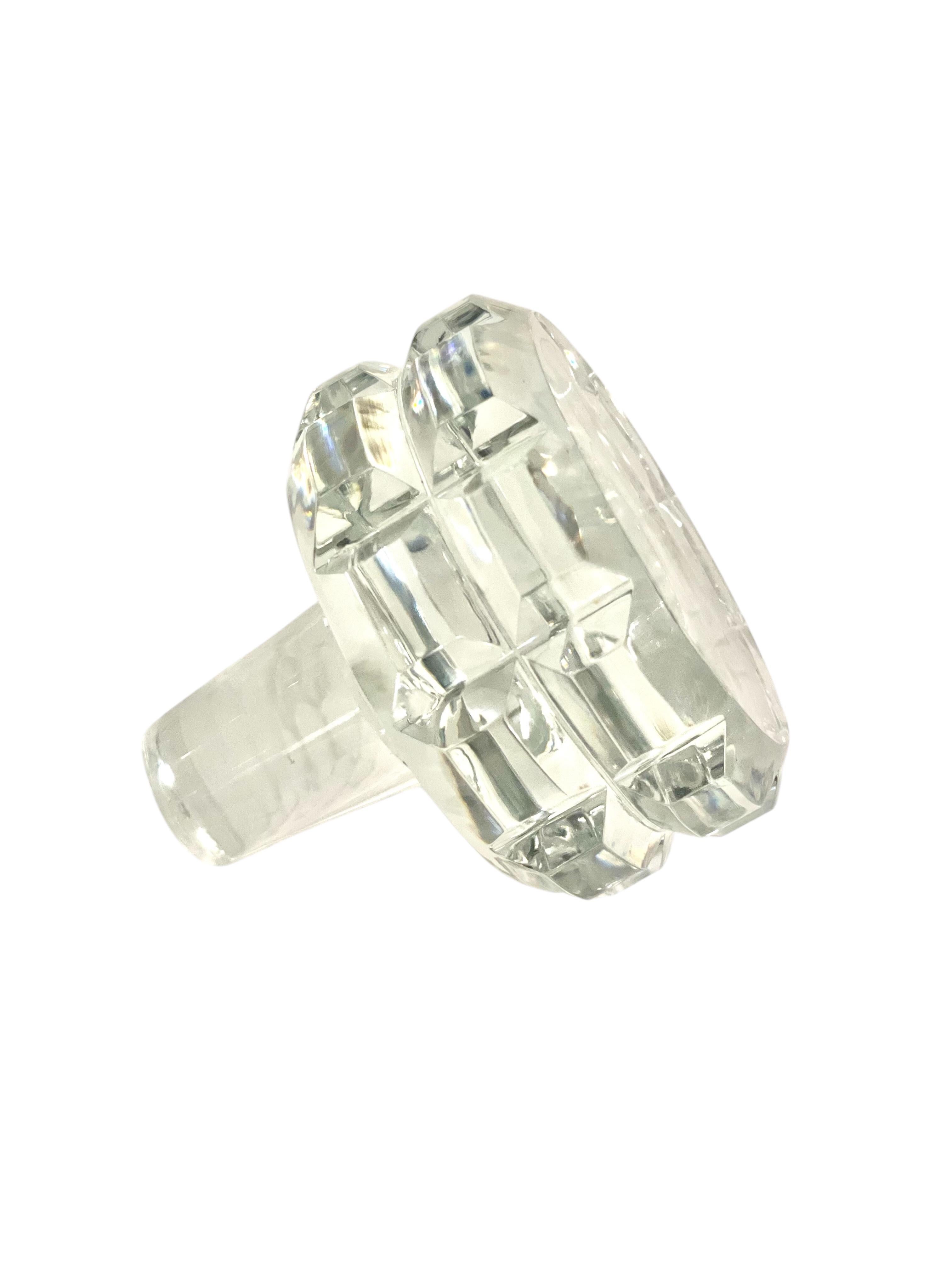 Decantador de cristal de Baccarat con tapón facetado, Siglo XX en venta 3