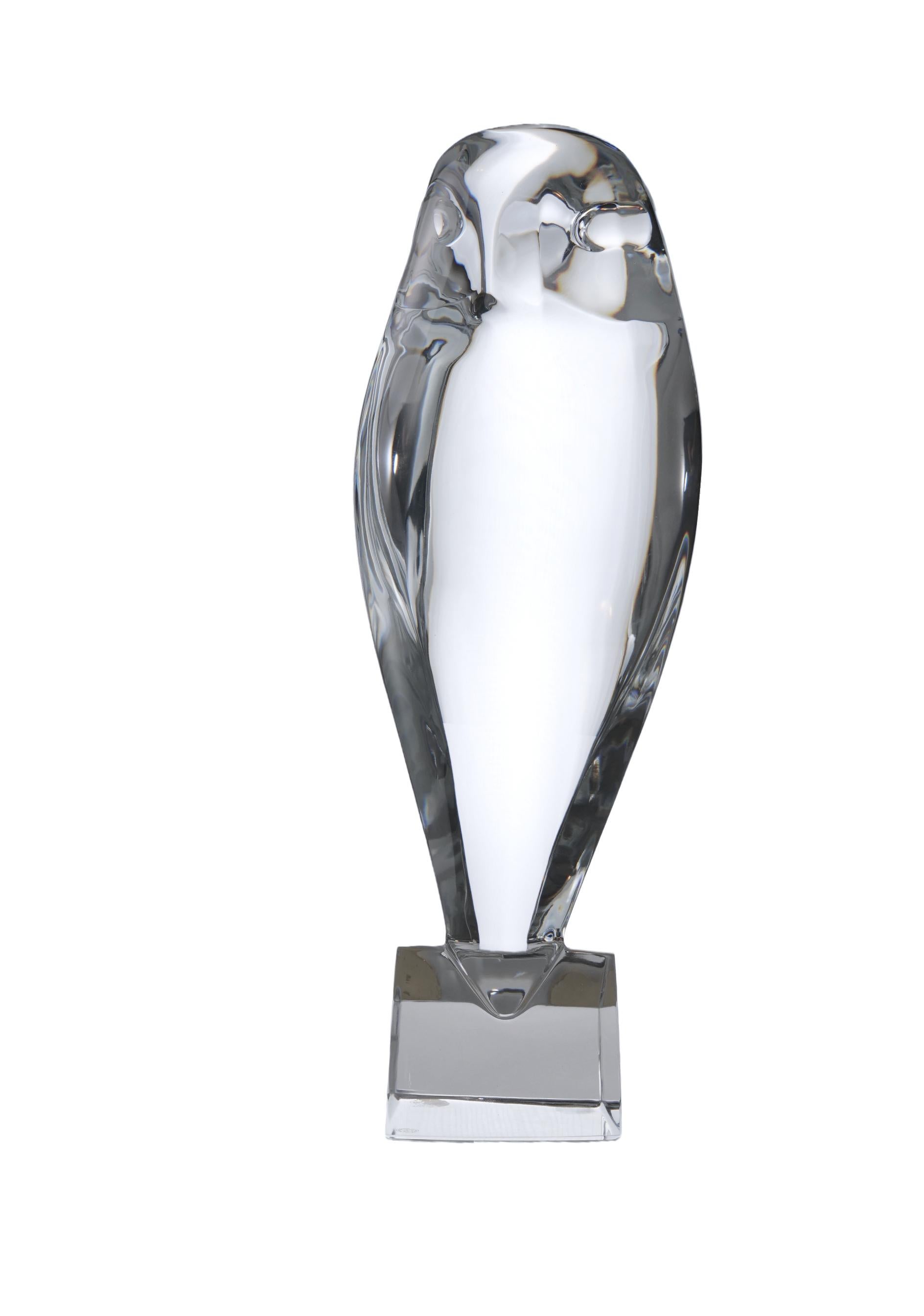 Mid-Century Modern 20th Century Baccarat Crystal Decorative Owl Sculpture