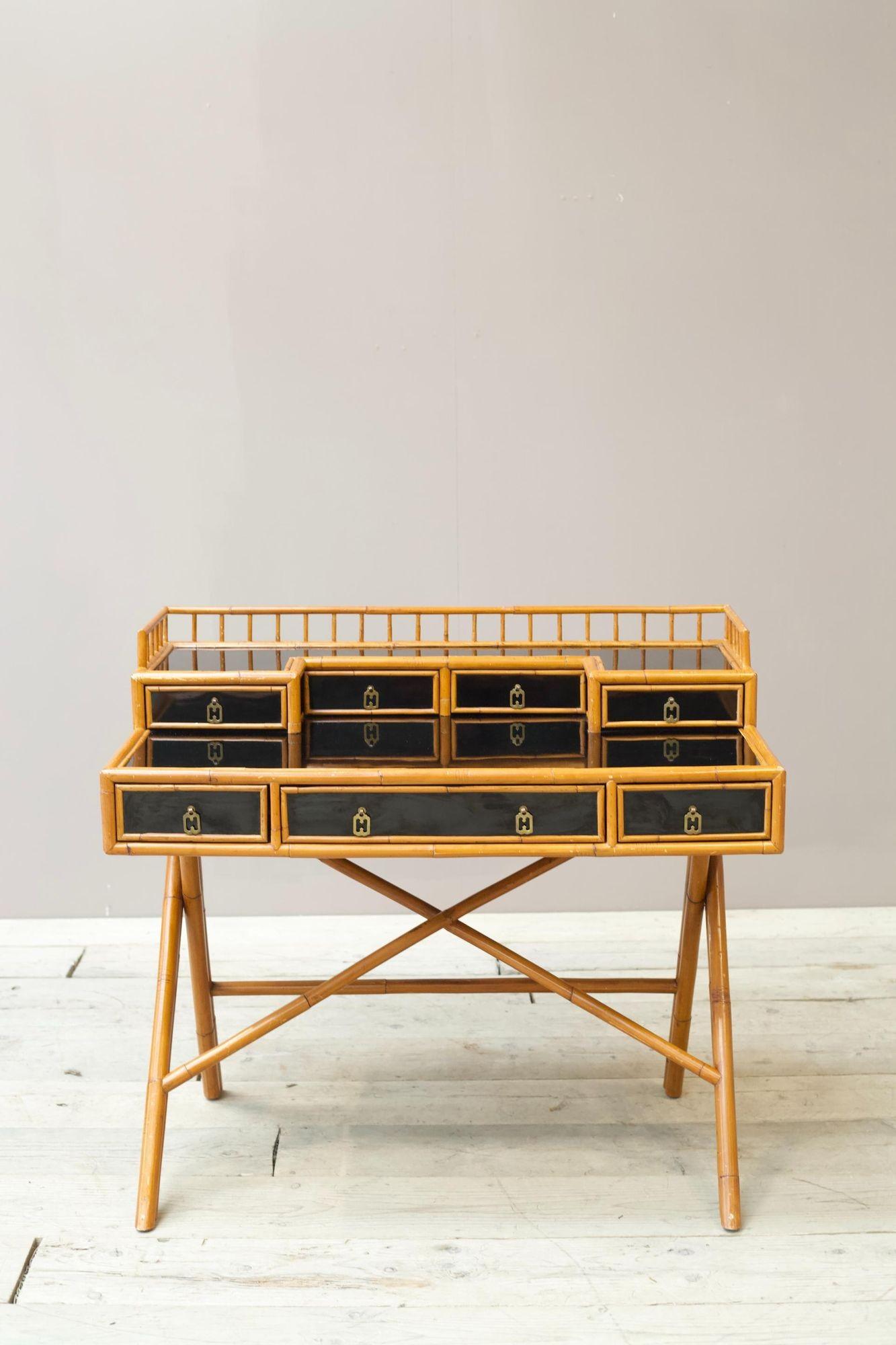 Schreibtisch aus Bambus und schwarzem Lack des 20. Jahrhunderts – E Murio im Angebot 8