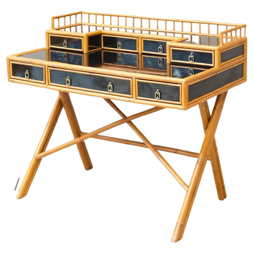 Schreibtisch aus Bambus und schwarzem Lack des 20. Jahrhunderts – E Murio im Angebot