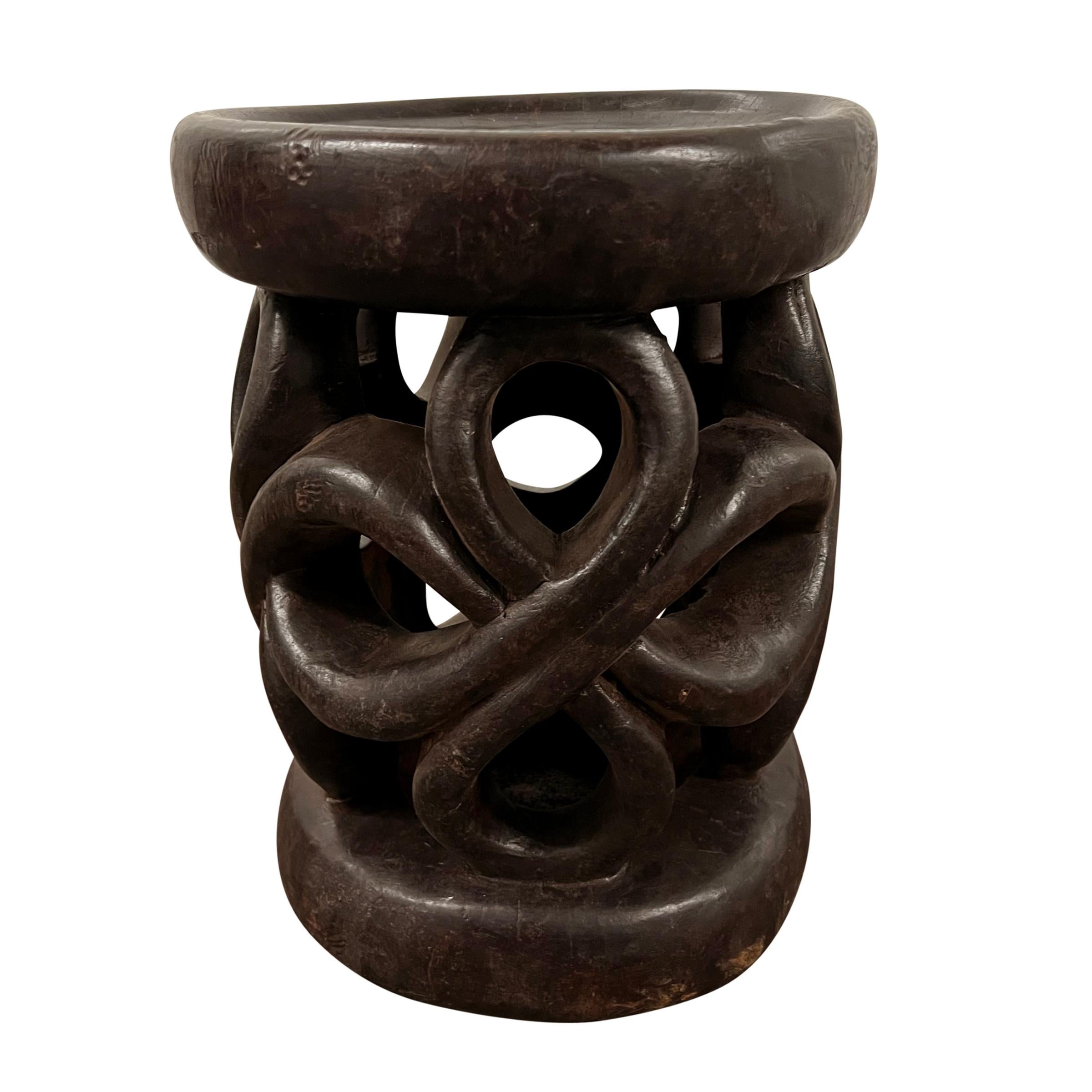 20th Century Bamileke Stool In Good Condition In Chicago, IL