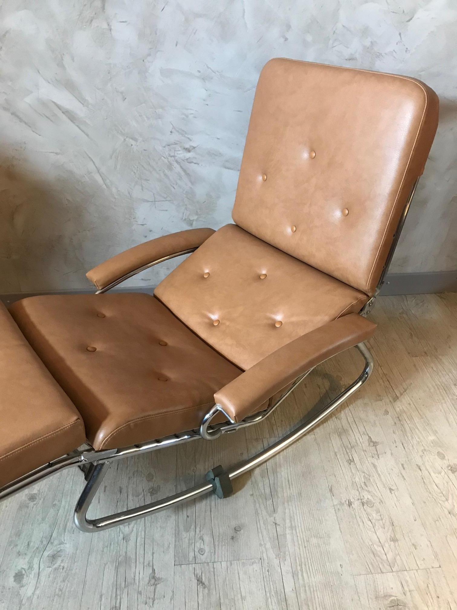 Very nice 20th century Banmuller faux leather lounge chair or chaise longue from the 1970s. 
Different positions. Metal base. 
Very good condition and quality. 
Brand stamp 