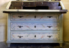 20th Century Baroque Chest of Drawers Italy with Floral Motifs, 1900s