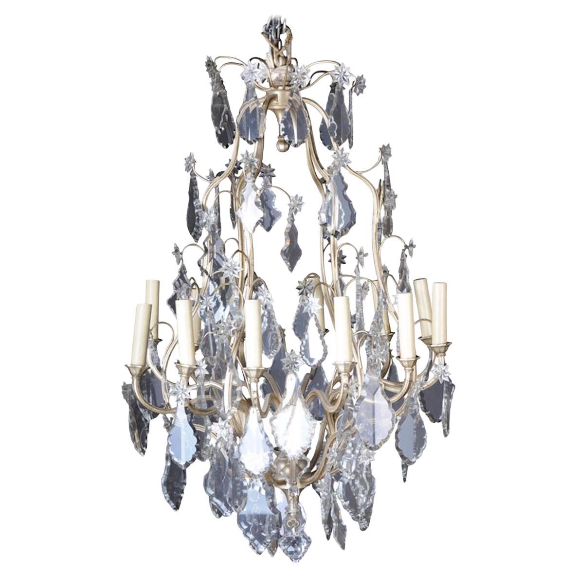 Lampadario barocco in cristallo del XX secolo, argento, circa 1920 in vendita