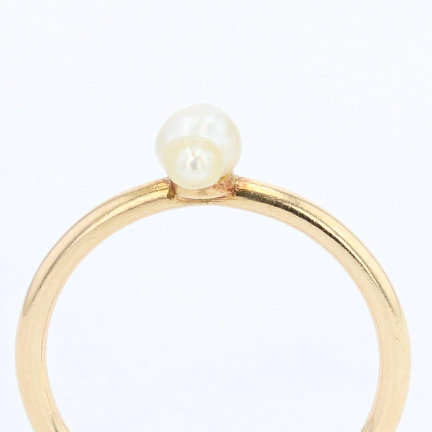 20th Century Baroque Pearl 18 Karat Yellow Gold Solitaire Ring In Excellent Condition In Poitiers, FR