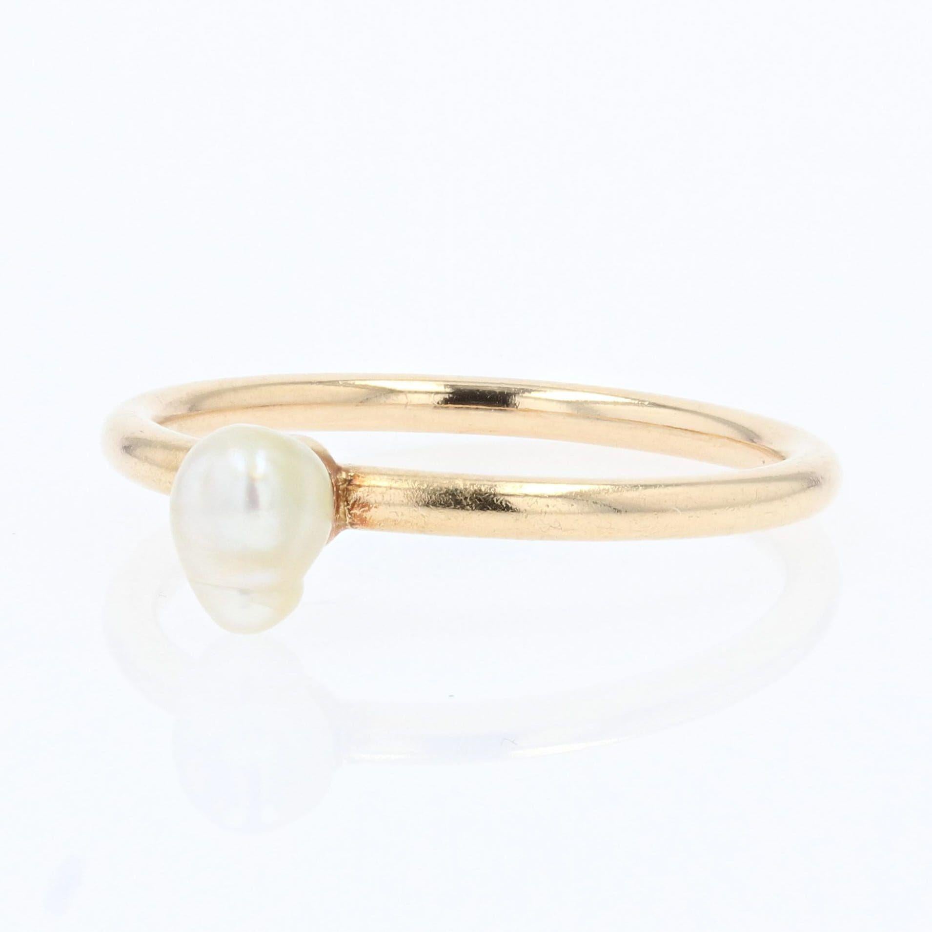 20th Century Baroque Pearl 18 Karat Yellow Gold Solitaire Ring 1