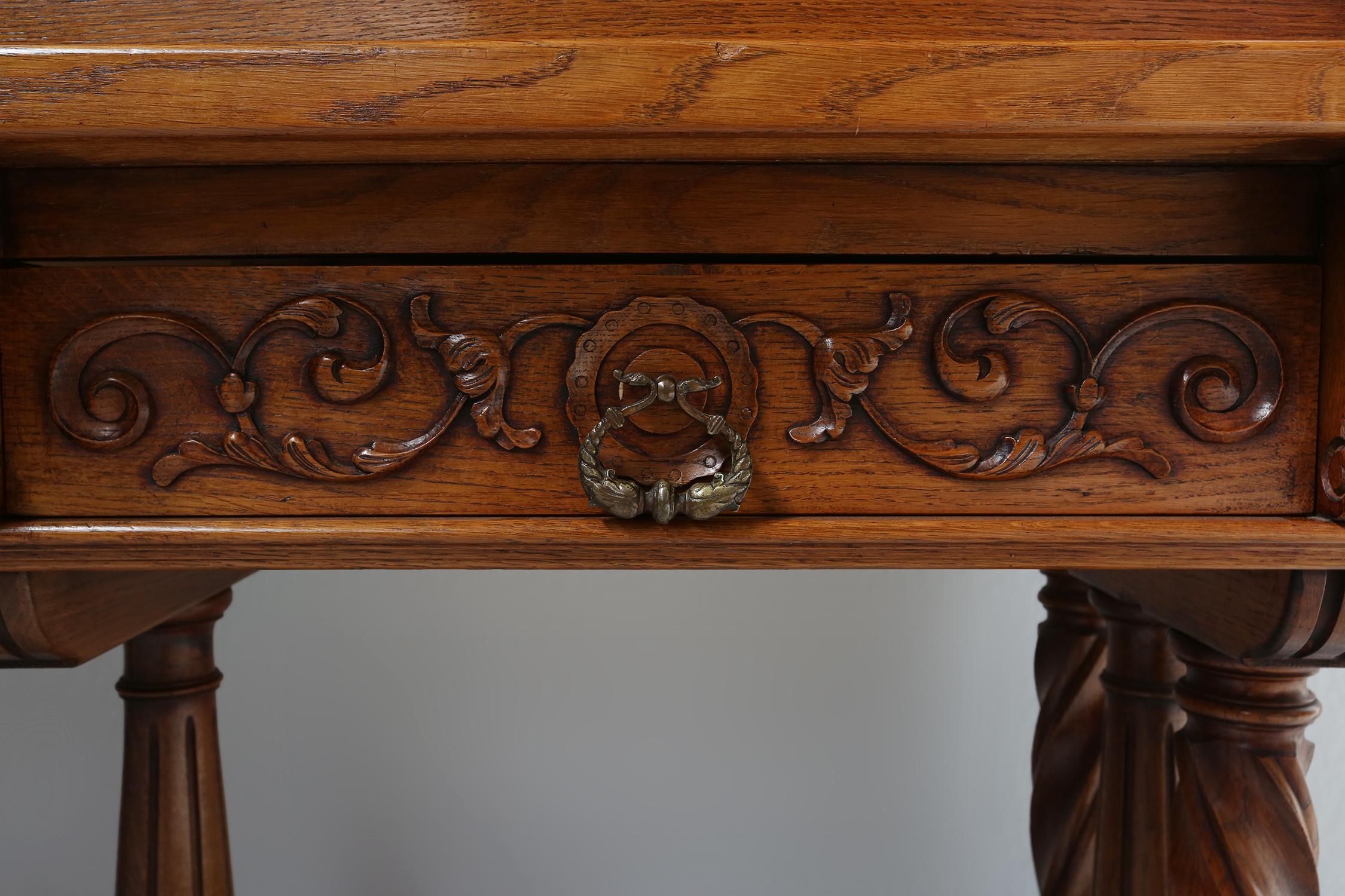 Credenza intagliata in stile barocco del XX secolo, Spagna 1950 ca. in vendita 3