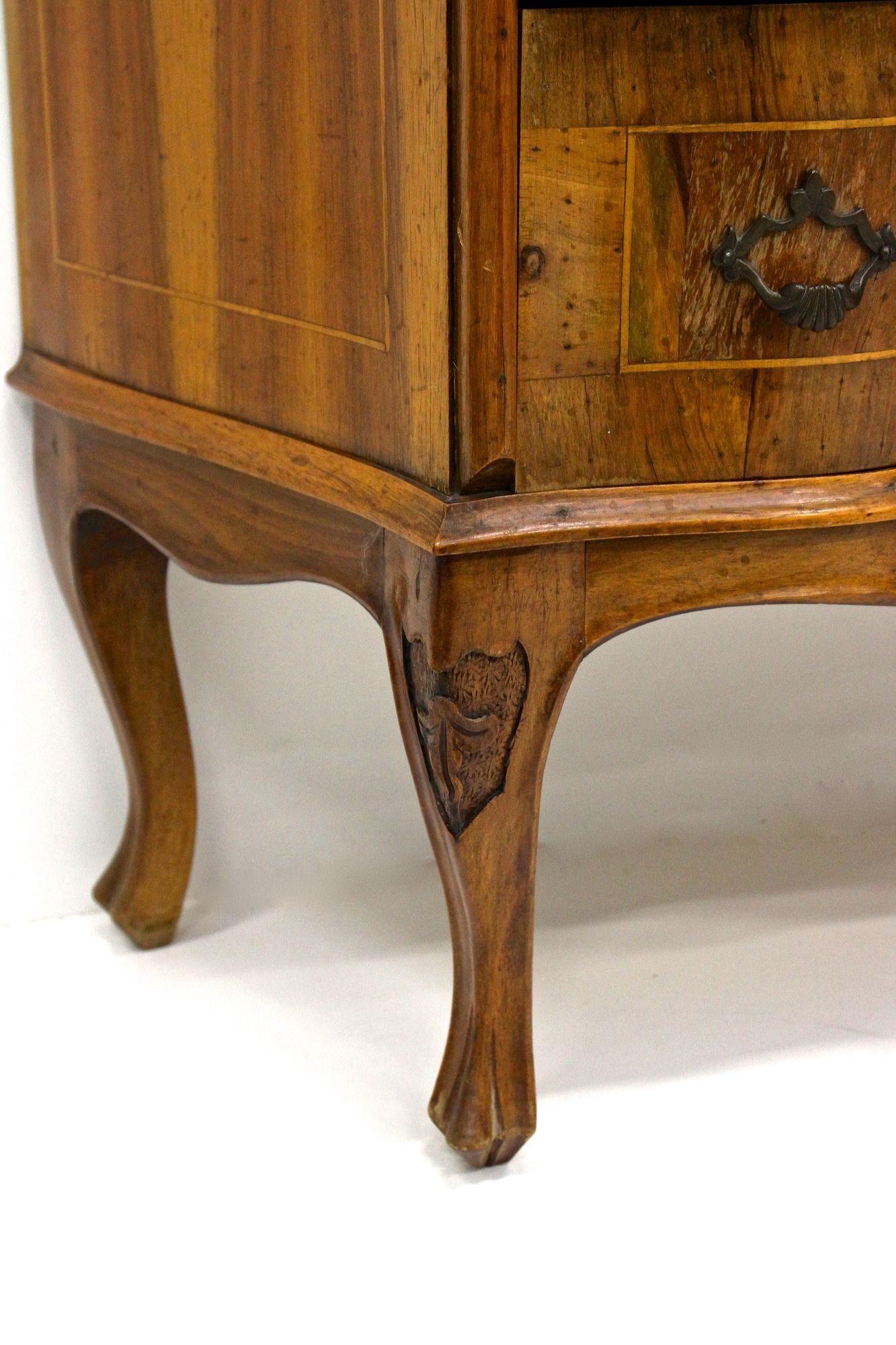 Kommode im Barockstil des 20. Jahrhunderts, Italien ca. 1940 im Angebot 3