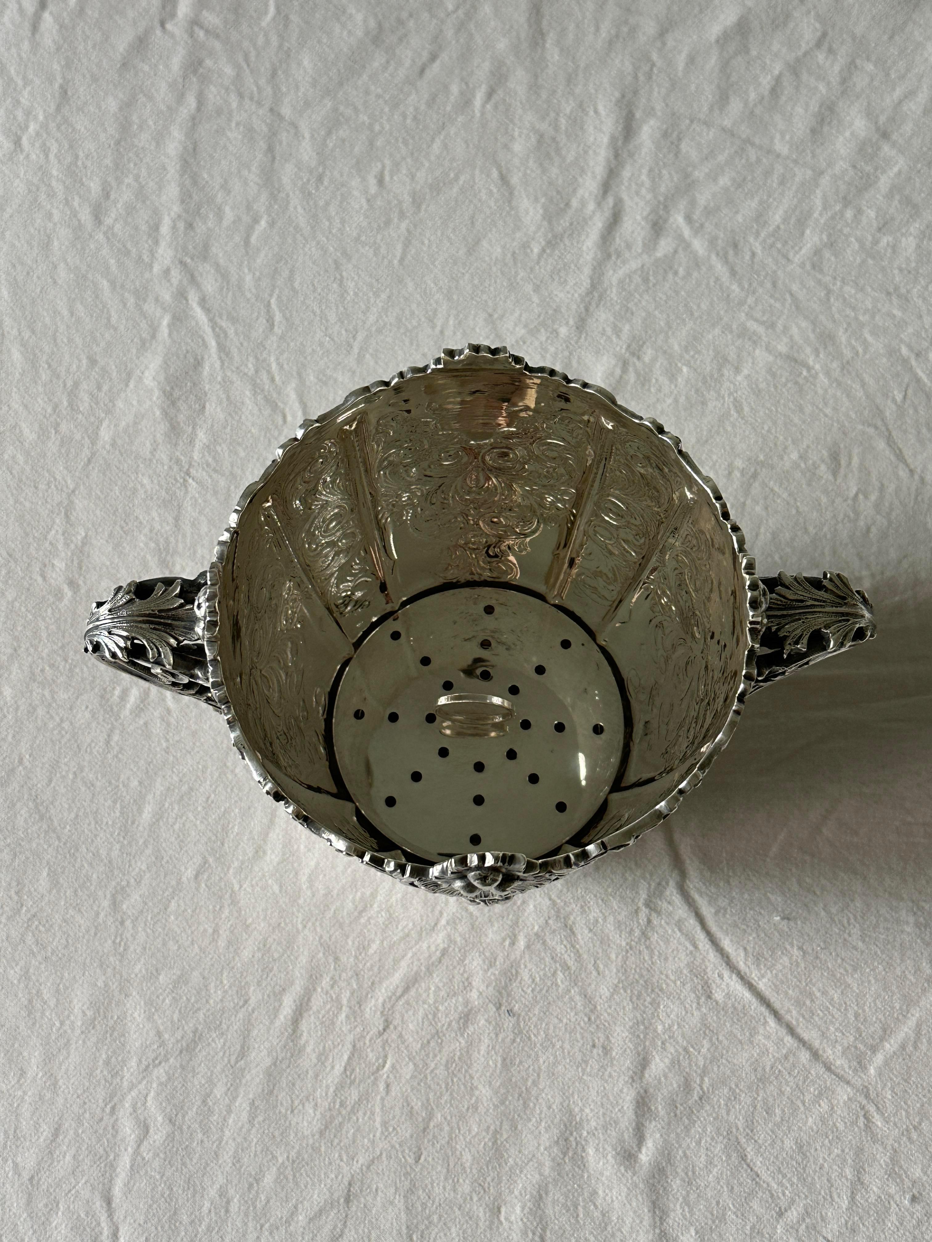 20th Century Baroque Style Sterling Silver Ice Bucket by Ilario Pradella For Sale 1