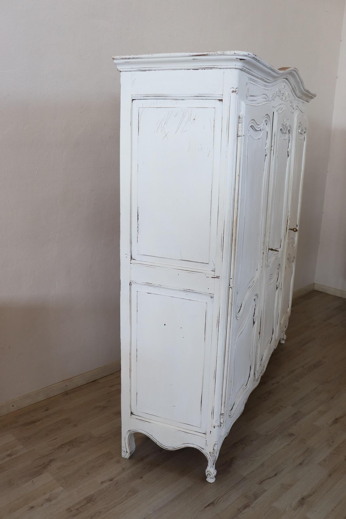 20th Century Baroque Style White Lacquered Wood Wardrobe or Armoire 1