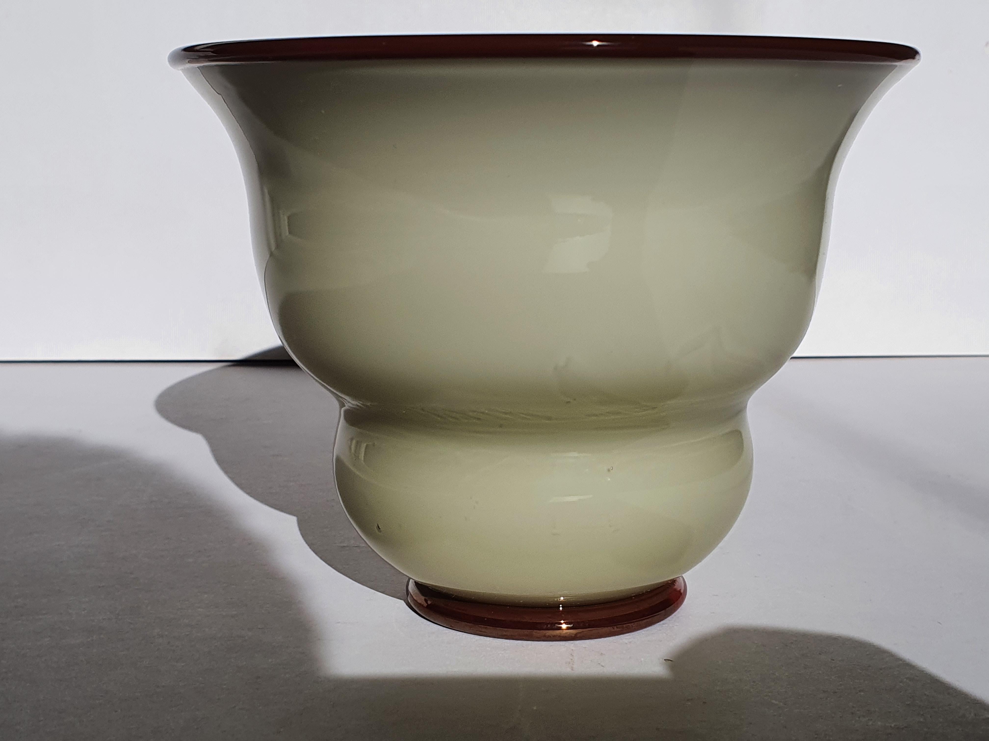 Italian 20th Century Barovier & Toso Murano Blown Glass Small Vase, Italy, 1983