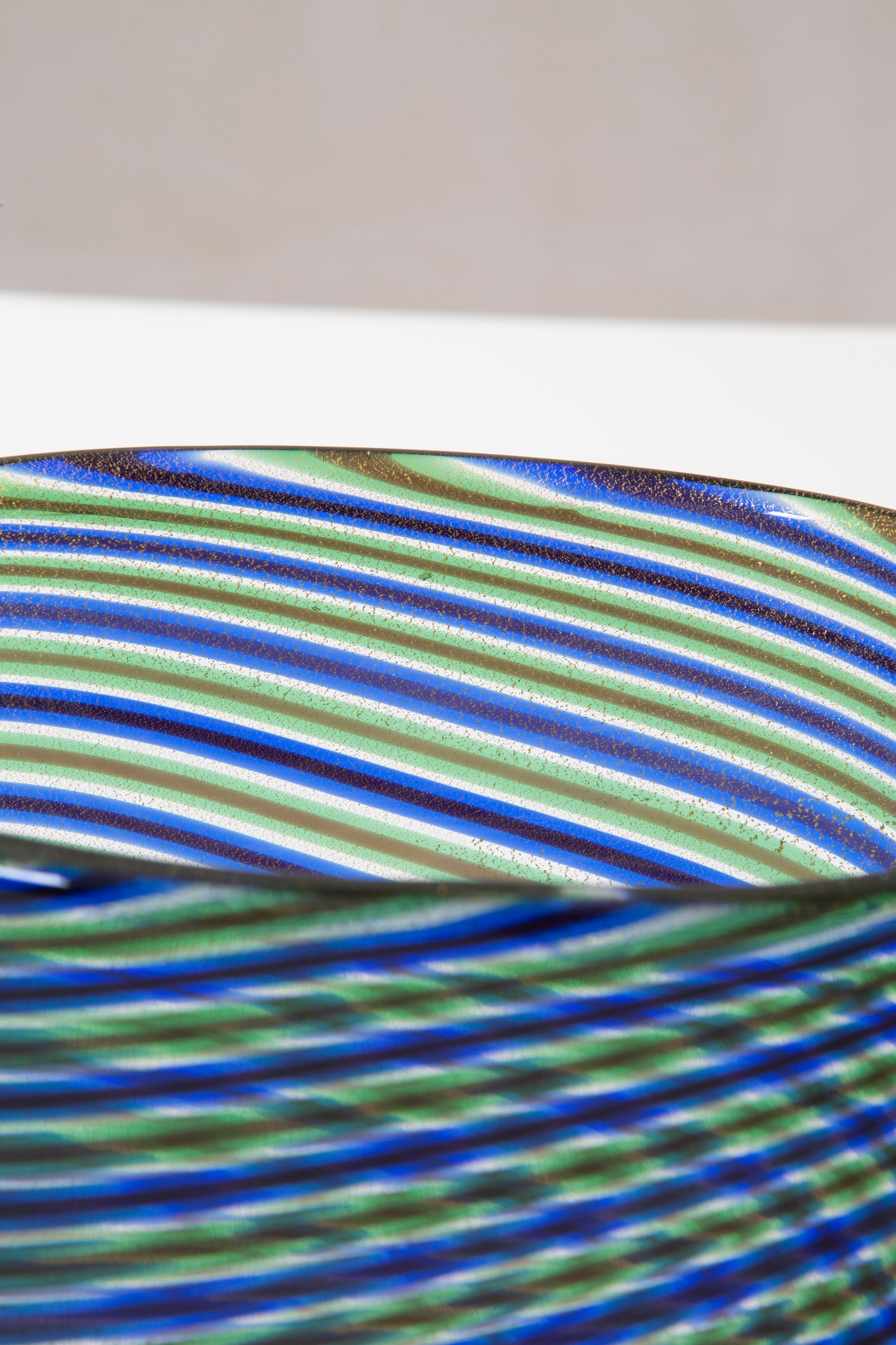 20. Jahrhundert Barovier & Toso Murano Glas Vase in farbigen Streifen '60s im Angebot 4