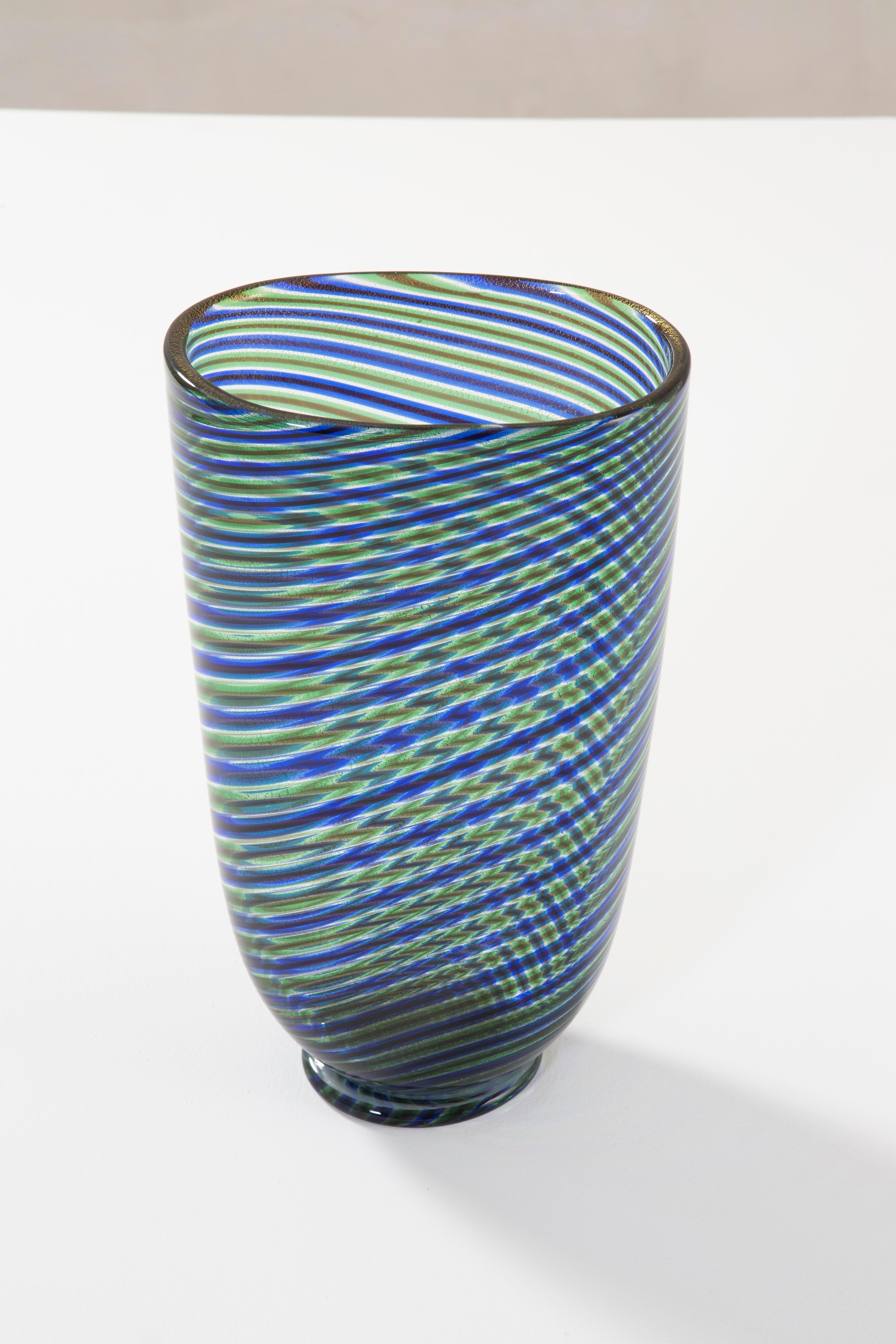 20. Jahrhundert Barovier & Toso Murano Glas Vase in farbigen Streifen '60s im Angebot 6