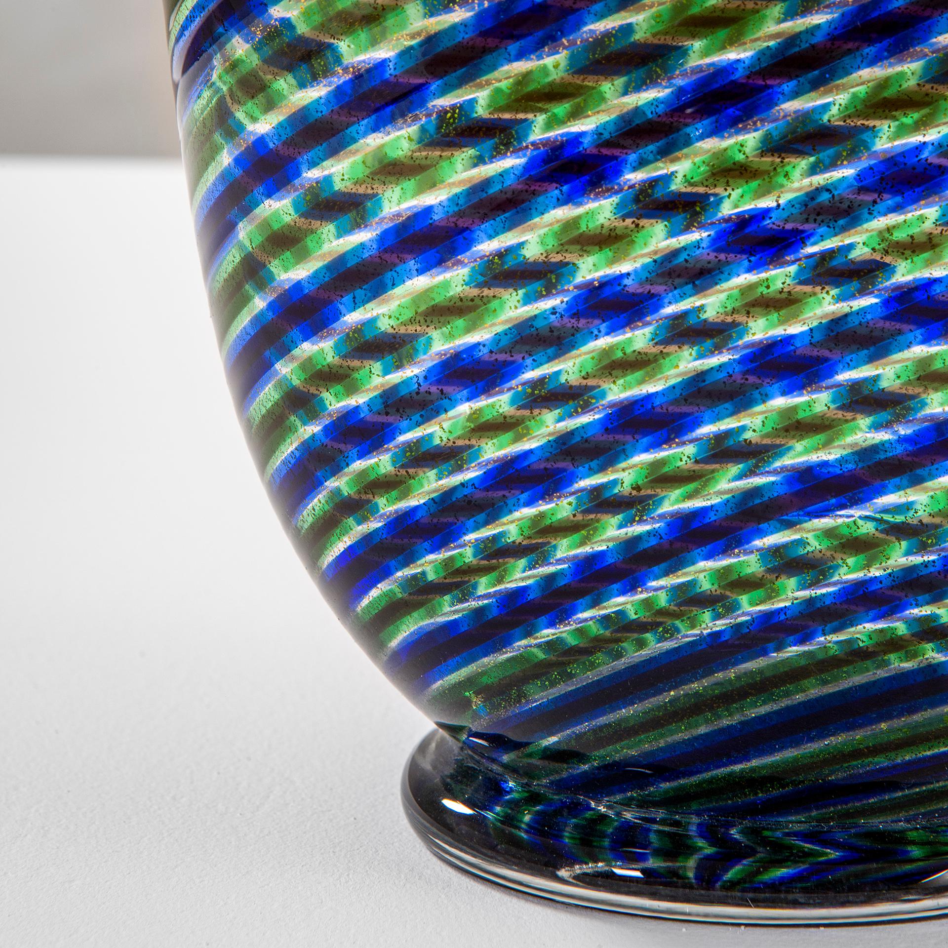 Metà XX secolo Vaso in vetro di Murano Barovier & Toso del XX secolo a righe colorate anni '60 in vendita