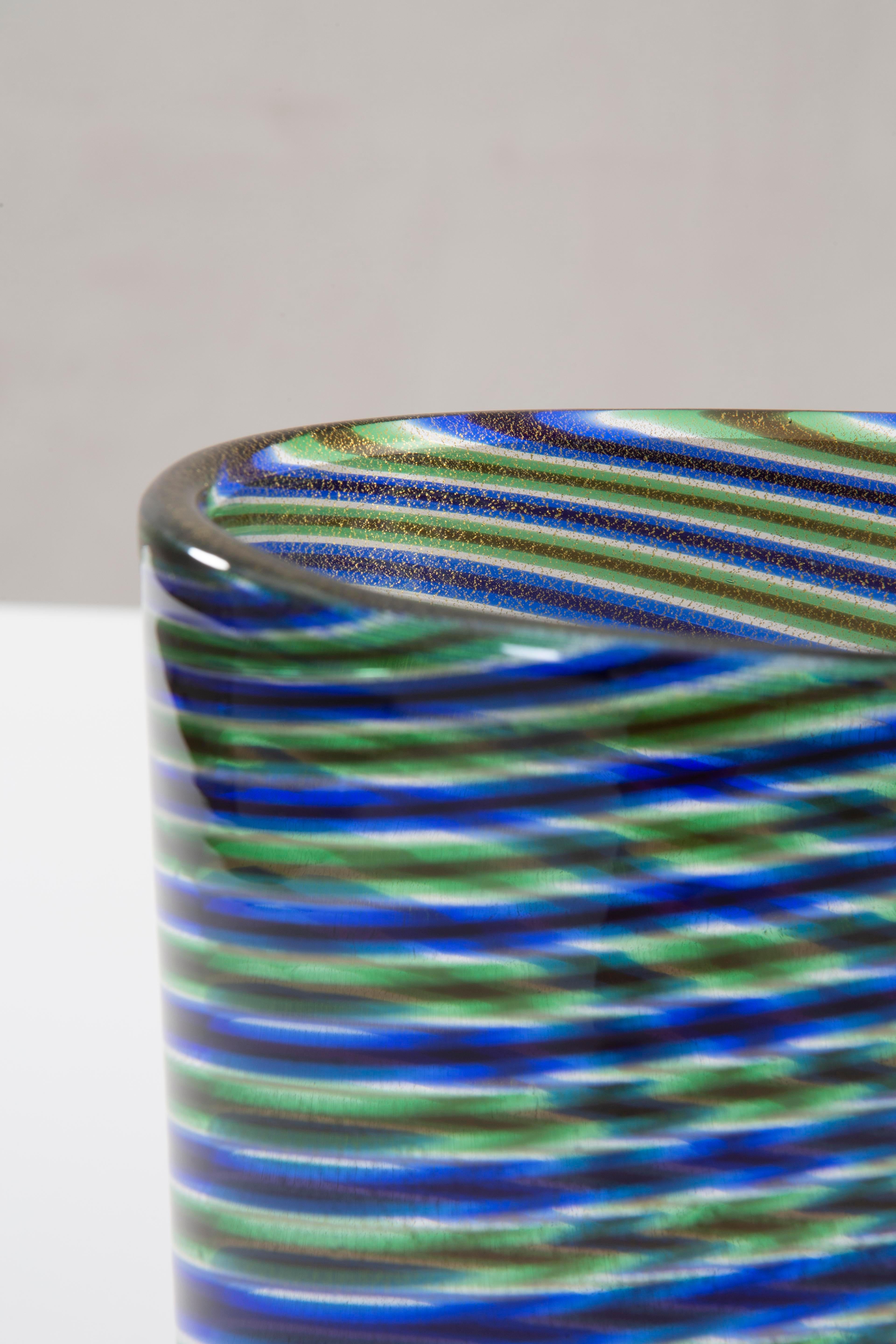 20. Jahrhundert Barovier & Toso Murano Glas Vase in farbigen Streifen '60s im Angebot 2