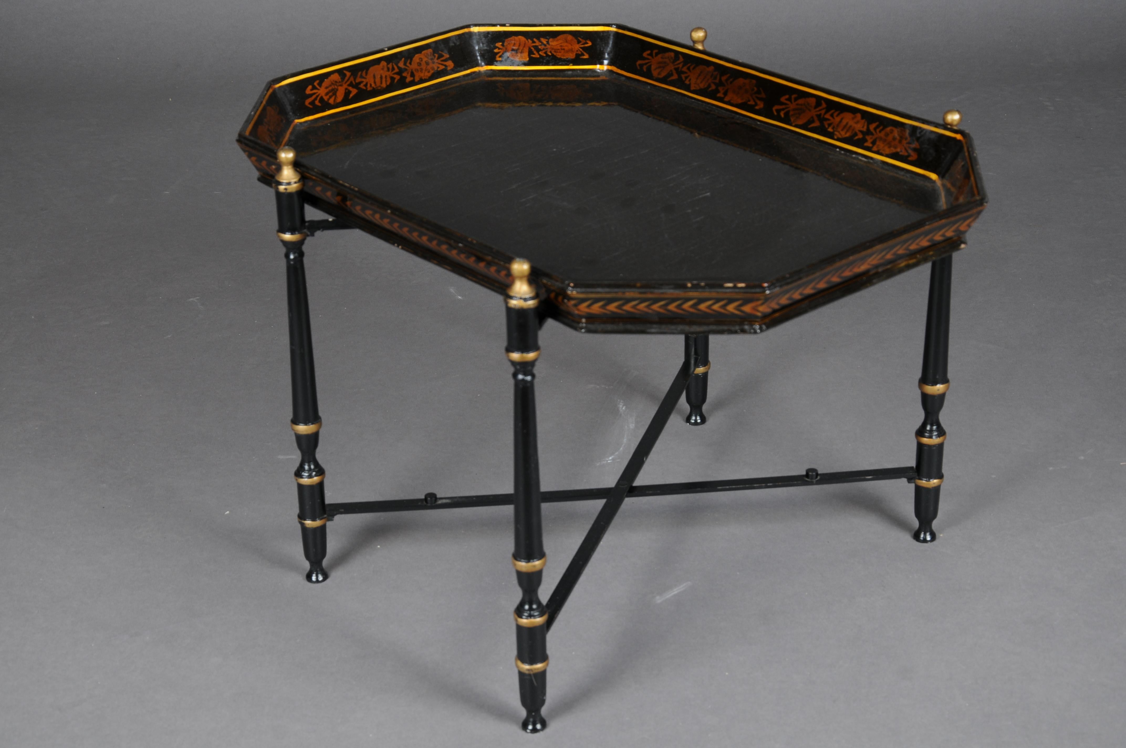 20th Century Beautiful black Pompeian style tray table For Sale 12