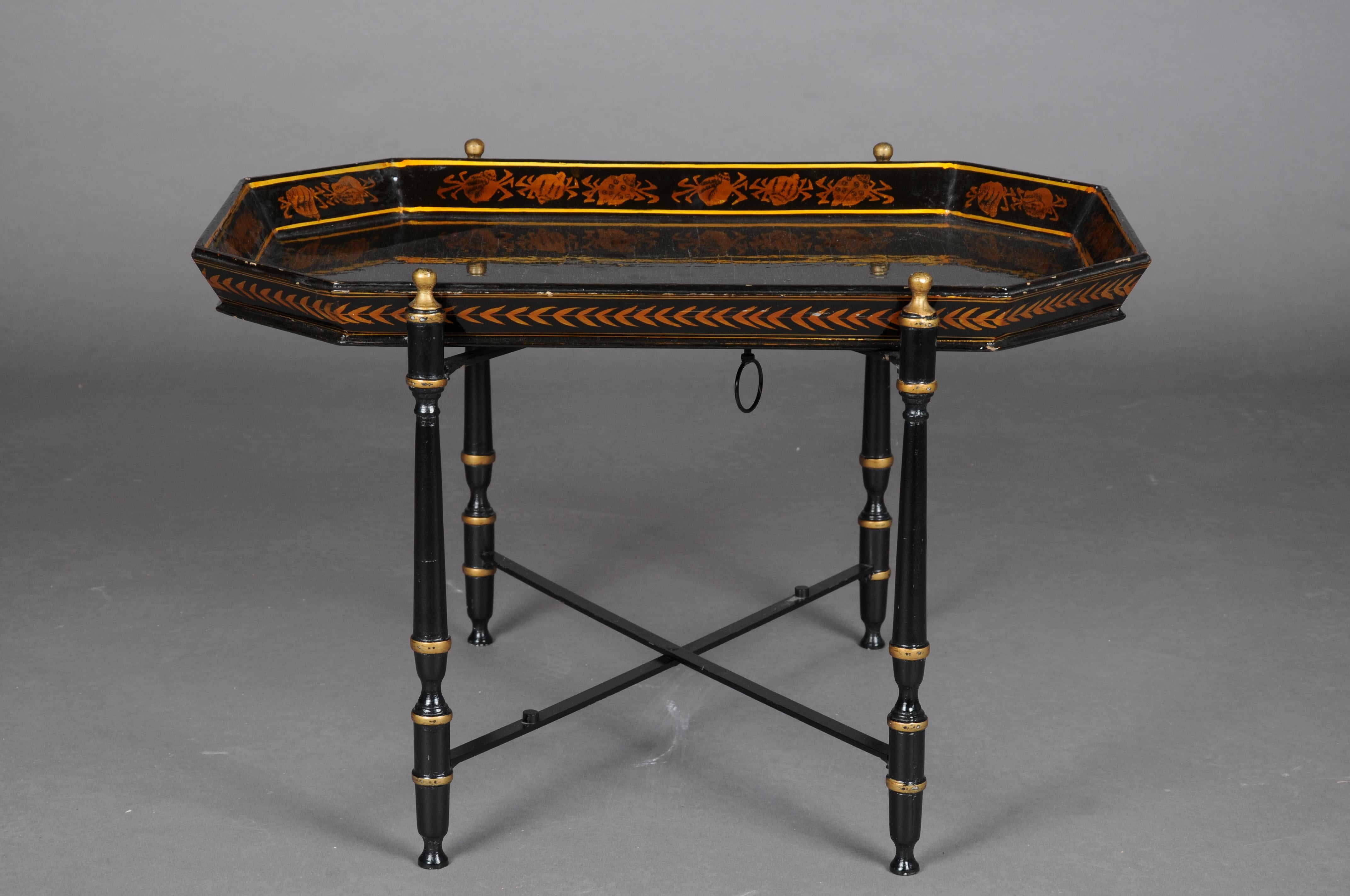 20th Century Beautiful black Pompeian style tray table In Good Condition For Sale In Berlin, DE