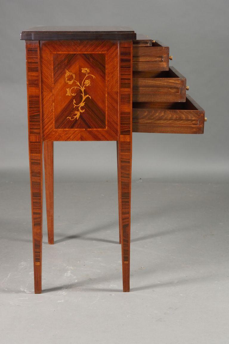 20th Century Beautiful Louis XVI Side Table, Console Inlaid For Sale 5