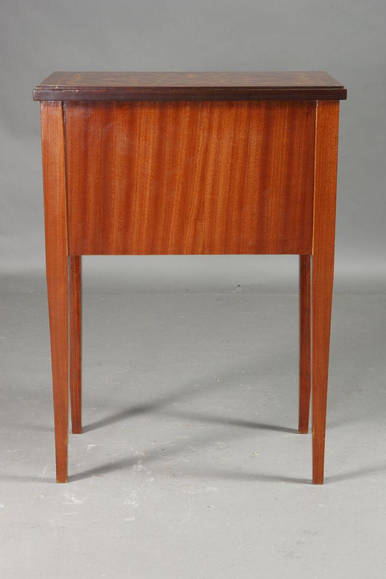 20th Century Beautiful Louis XVI Side Table, Console Inlaid For Sale 8