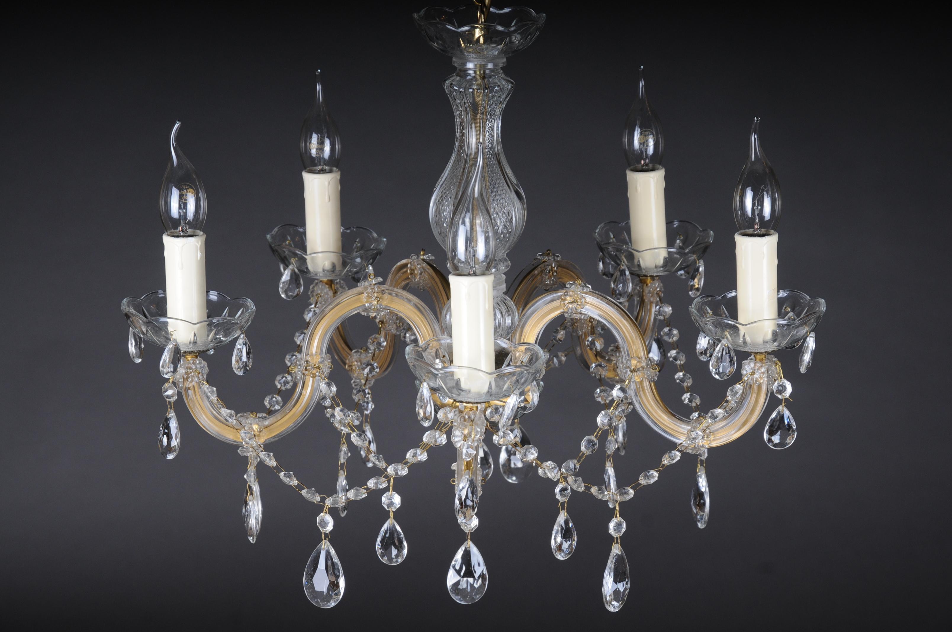20th Century Beautiful Maria Theresia chandelier / lamp In Good Condition For Sale In Berlin, DE