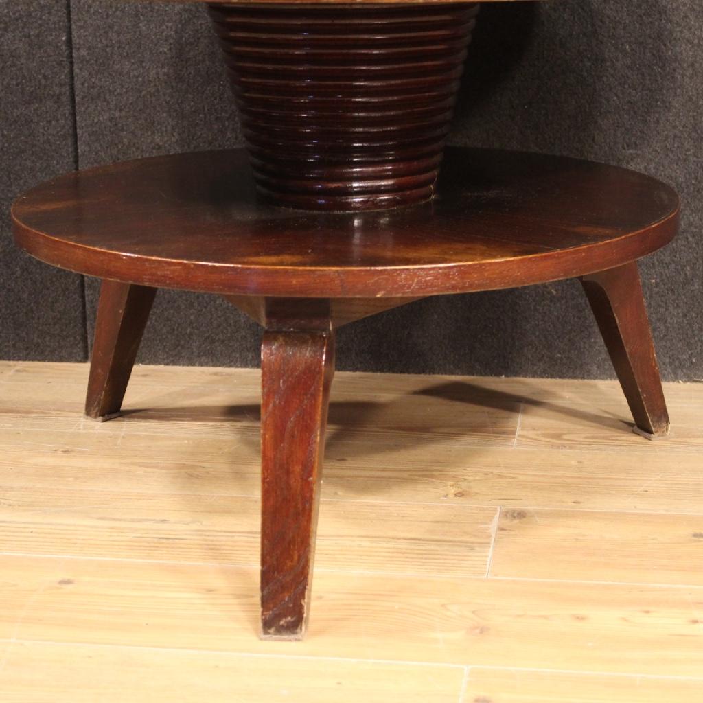 20th Century Beech Wood Italian Design Round Coffee Table, 1970 For Sale 2