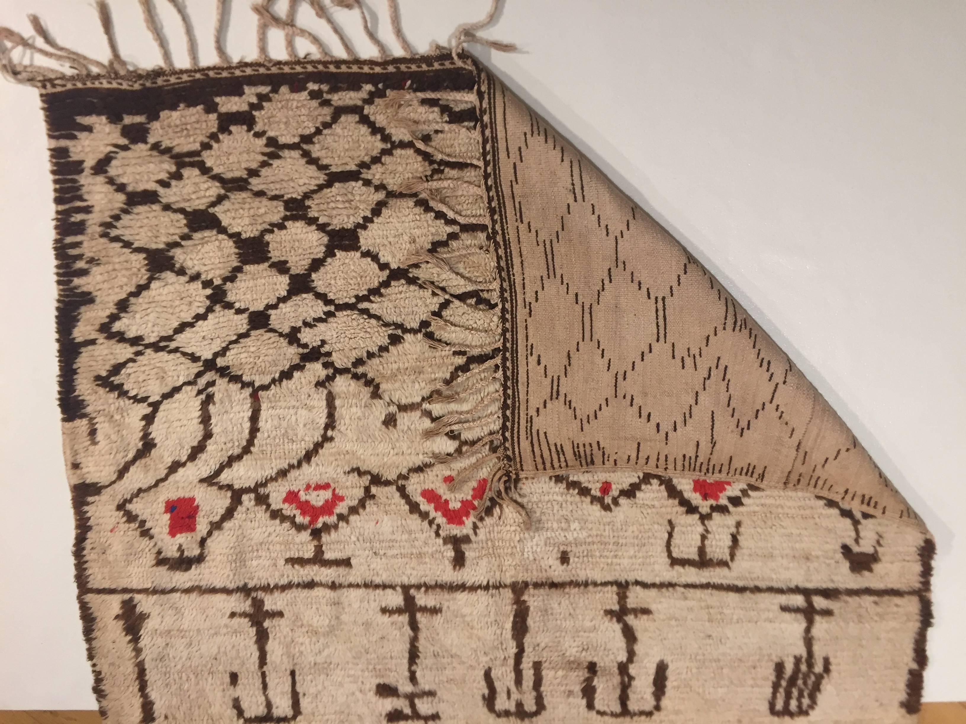 Laine Tapis berbère Beni Ourain du Maroc, Beige Brown Natural Wool, 20e siècle, 1920 en vente