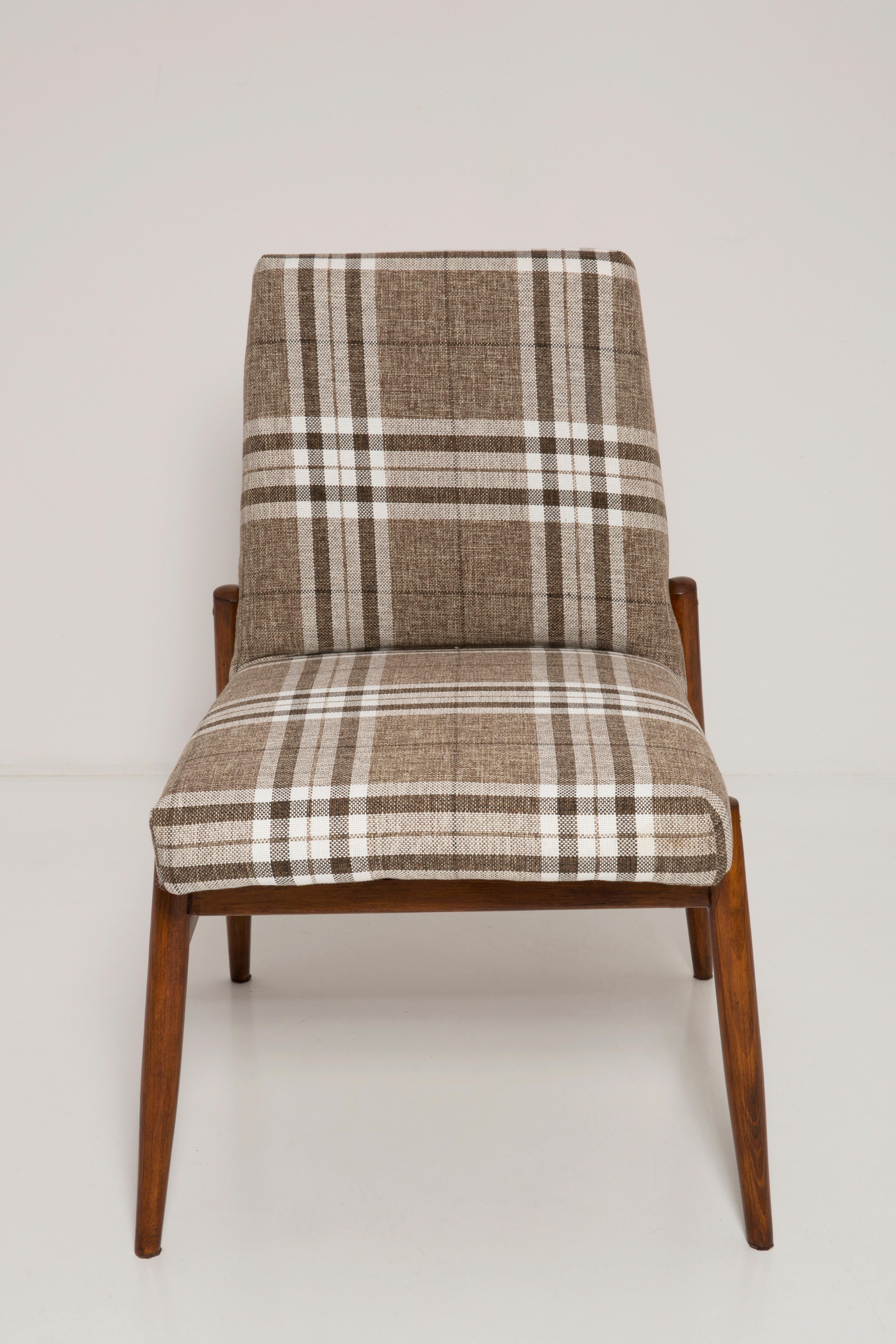 Polish 20th Century Beige Checkered Fabric Armchair, 300-227 Type, Europe, 1960s For Sale