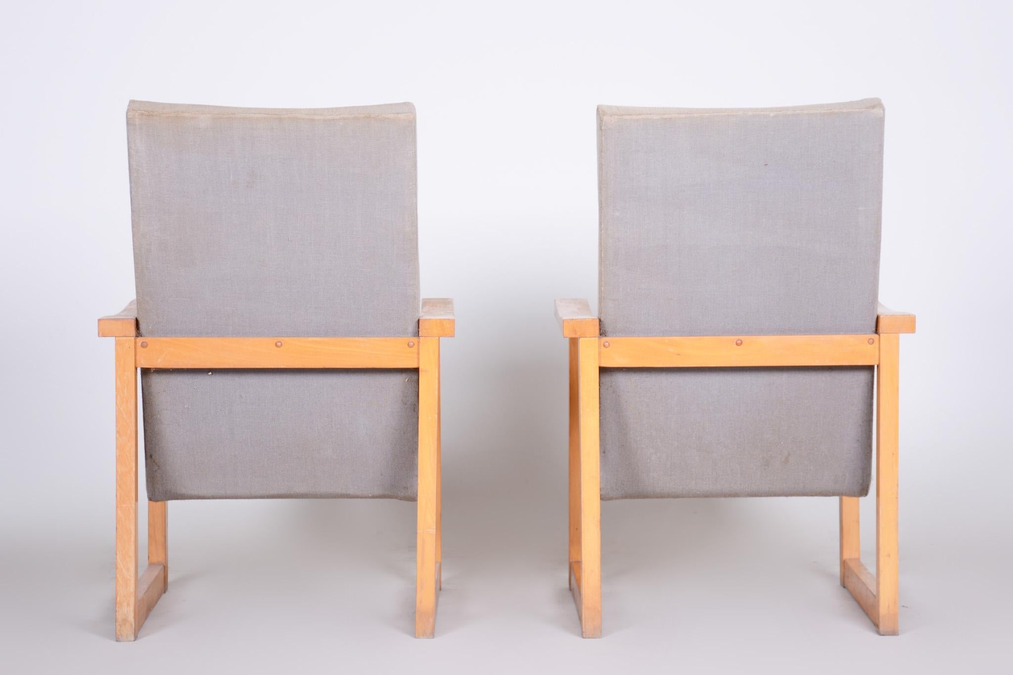 20th Century, Beige Pair of Maple Armchairs, Original Condition, Czechia, 1960s For Sale 1