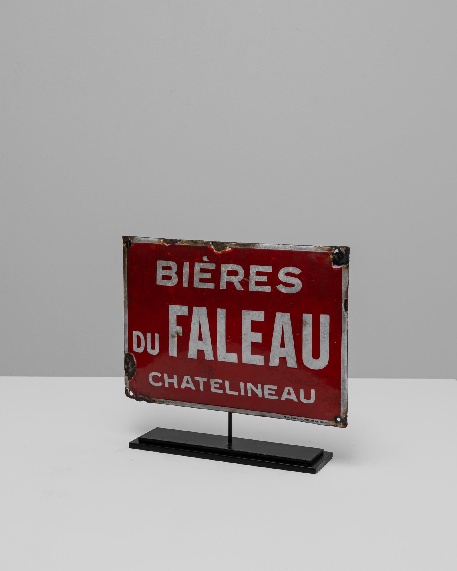 Birre belghe del XX secolo di Faleau, Châtelineau Insegna in metallo su supporto in vendita 4