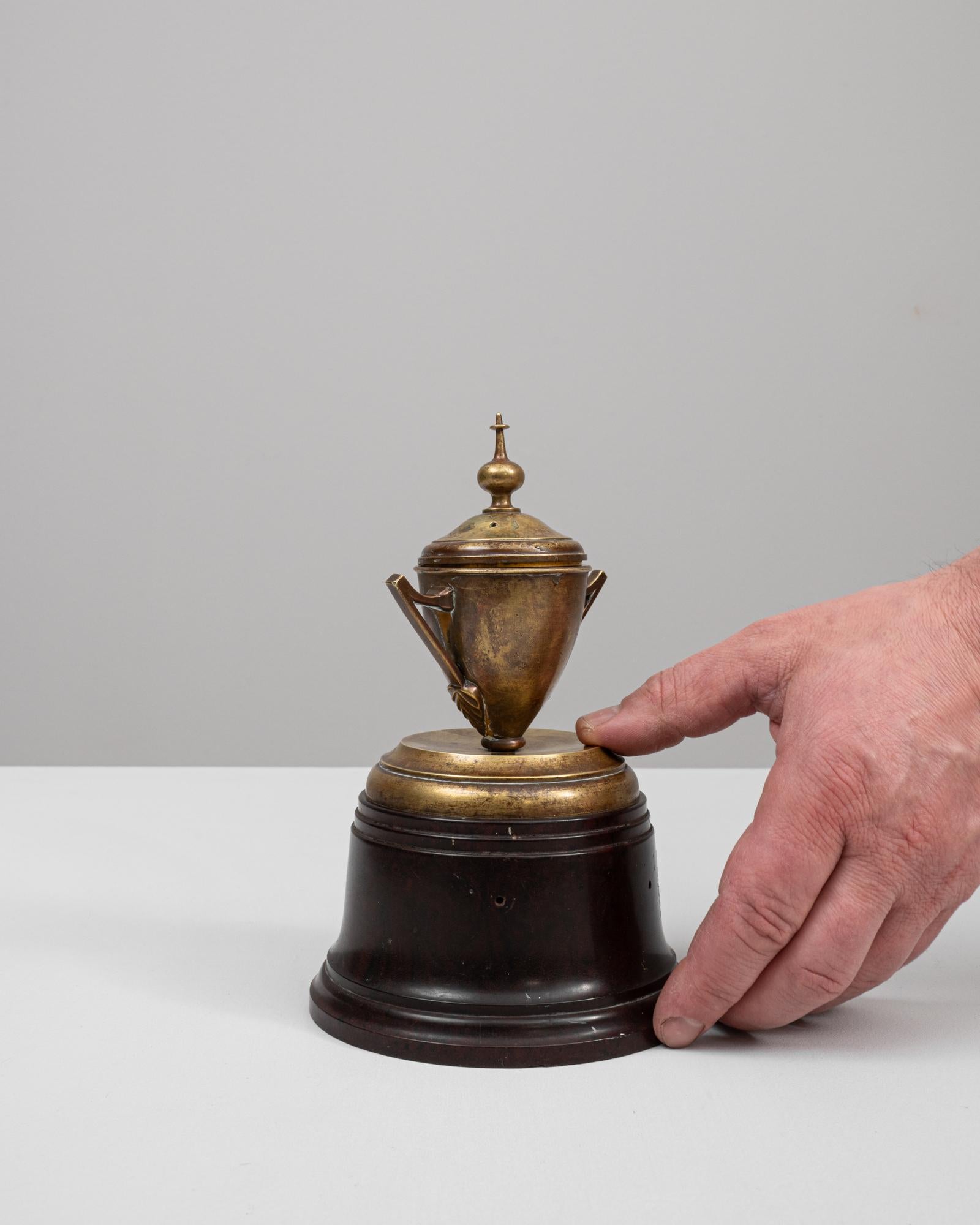 20th Century Belgian Brass Goblet For Sale 2