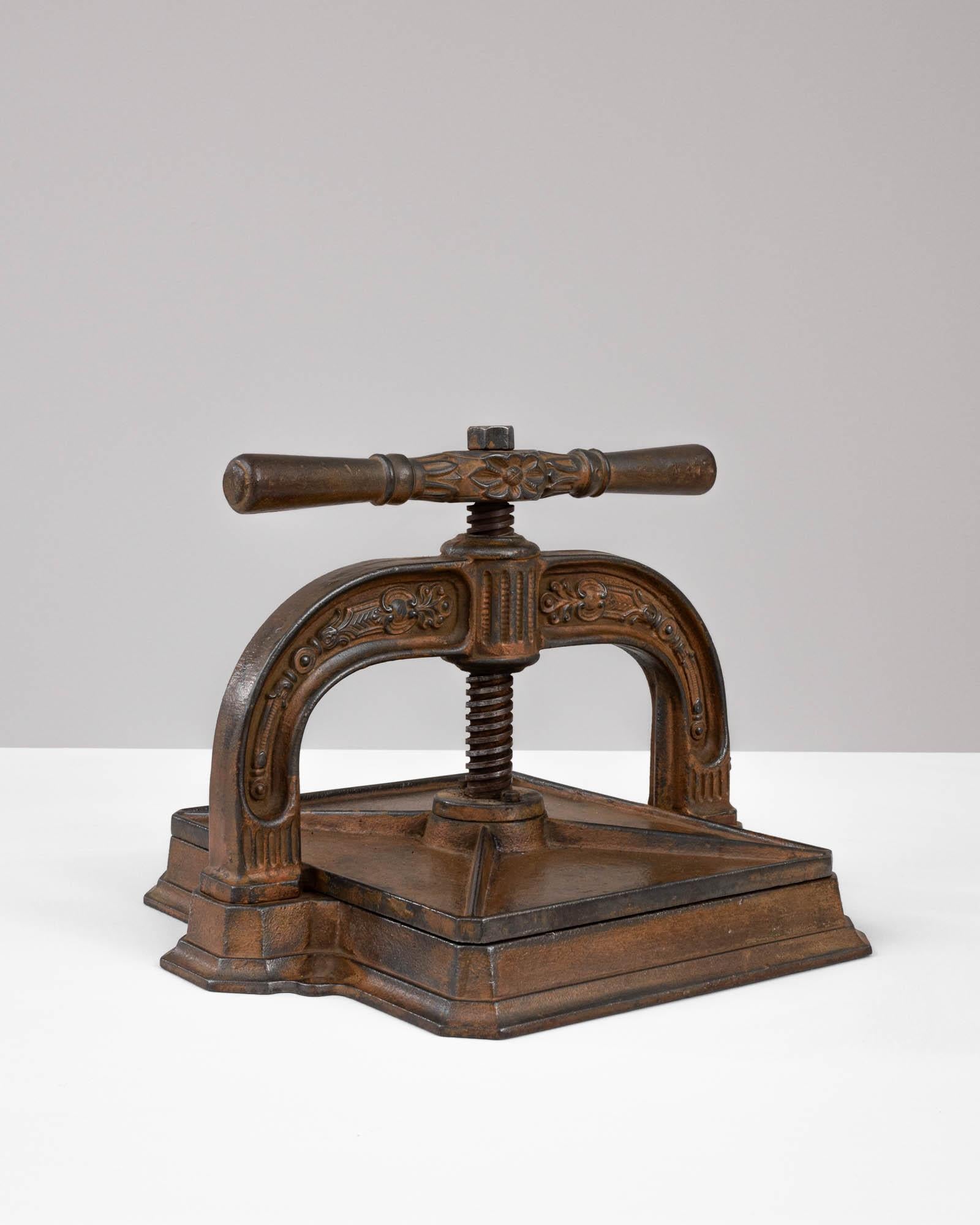 20th Century Belgian Cast Iron Press 3