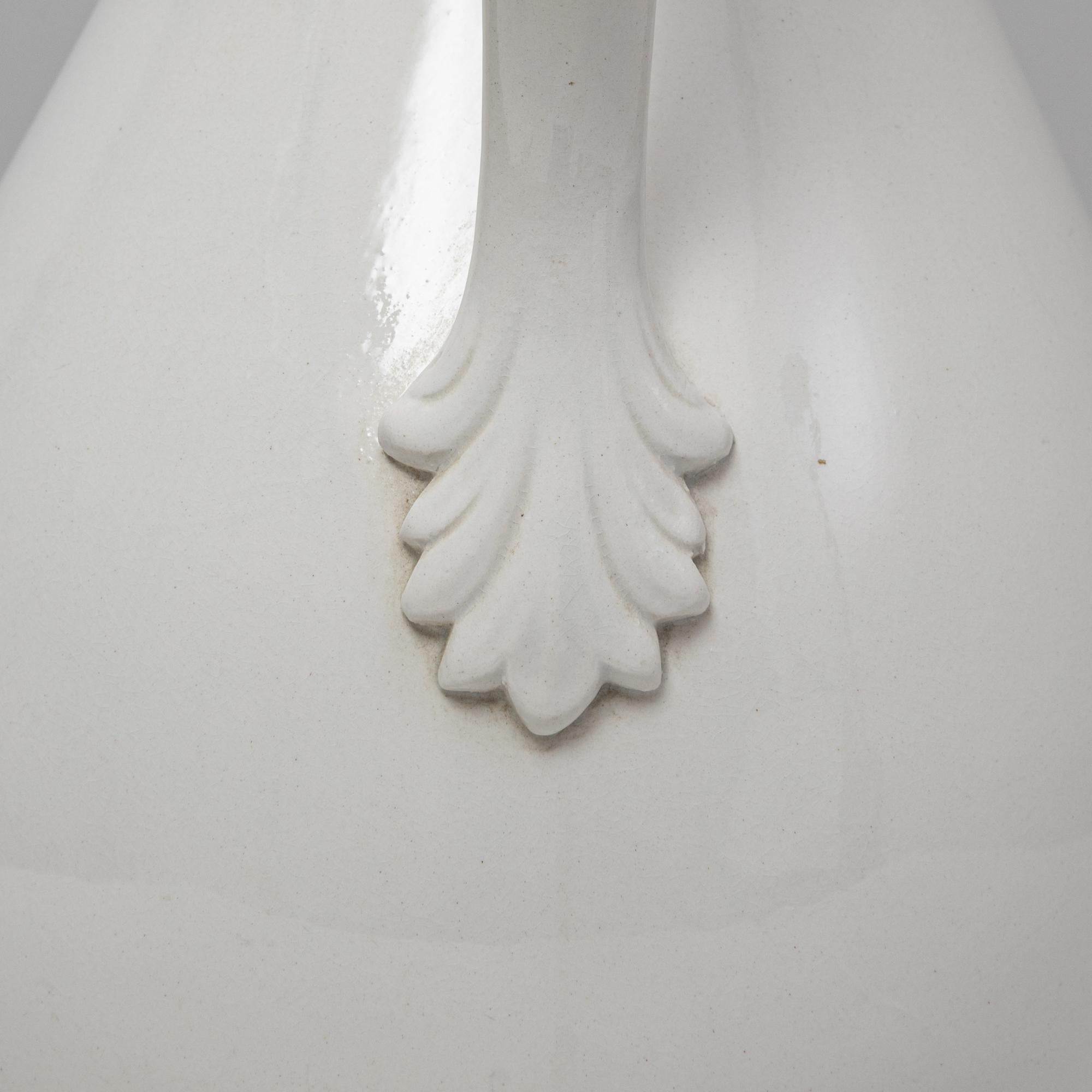 Pichet en céramique belge du 20e siècle en vente 4