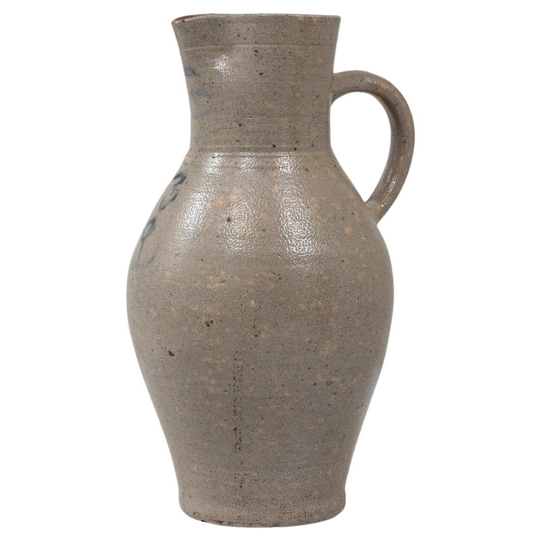 Brocca belga in ceramica del XX secolo