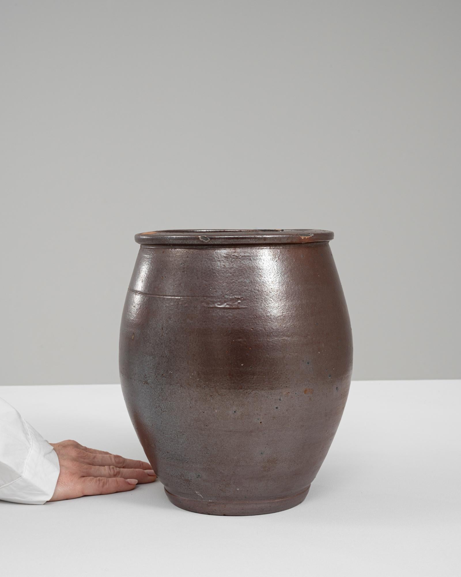 Belga Vaso in ceramica belga del XX secolo in vendita