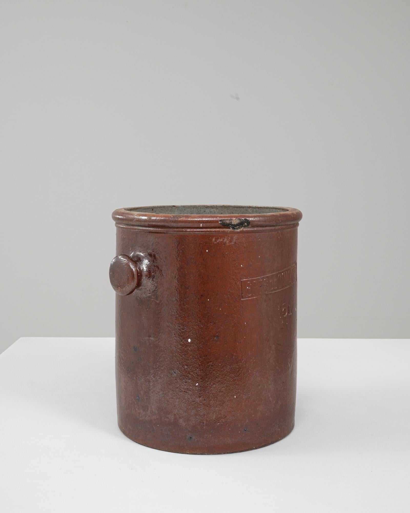 Pot en céramique belge du 20e siècle Bon état - En vente à High Point, NC