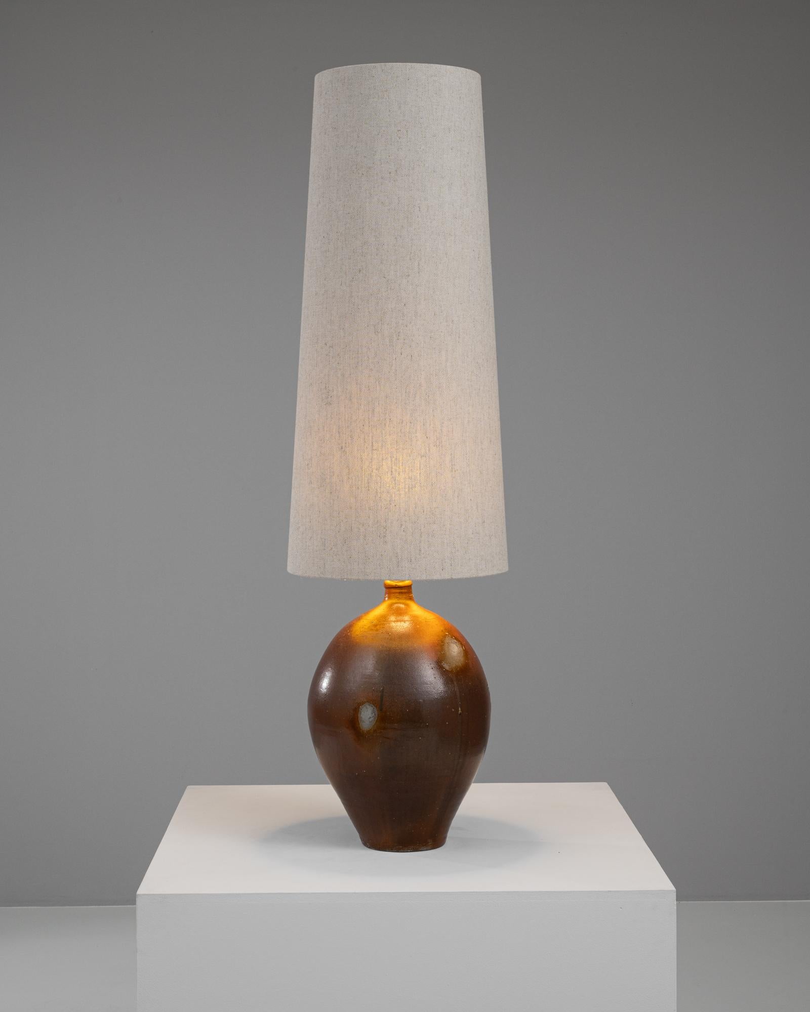 20th Century Belgian Ceramic Table Lamp In Good Condition For Sale In High Point, NC