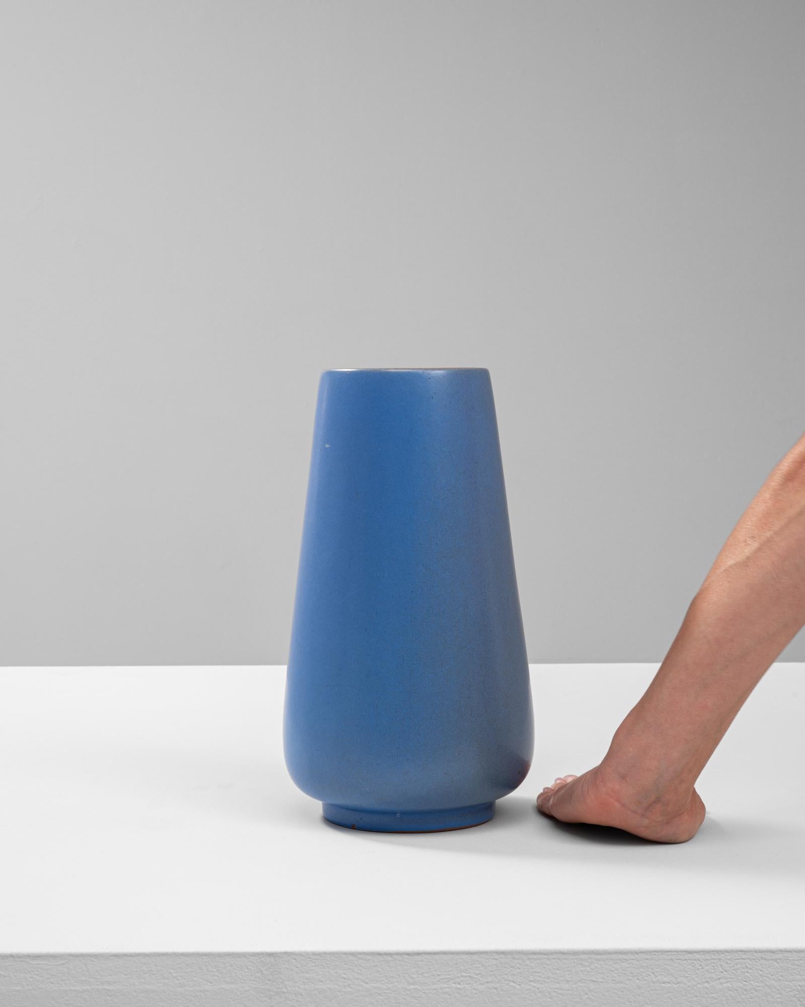 Vaso in ceramica belga del XX secolo In condizioni buone in vendita a High Point, NC