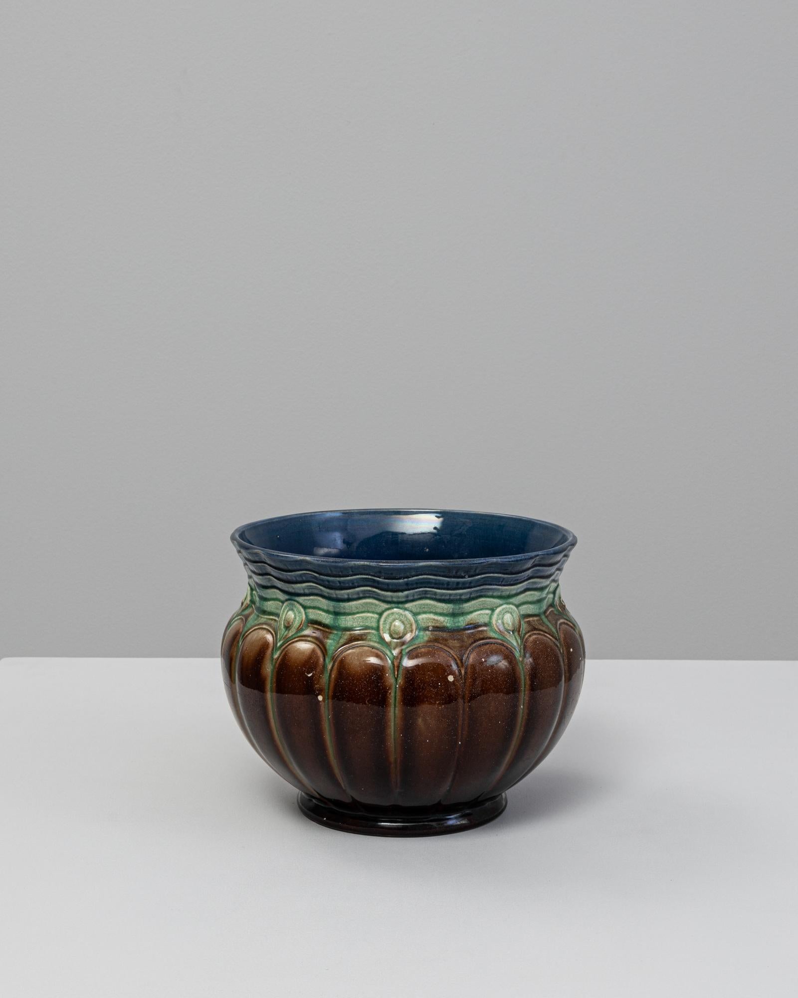 Jarrón de cerámica belga del siglo XX Cerámico en venta