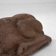 Sculpture de cerf en béton belge du 20e siècle