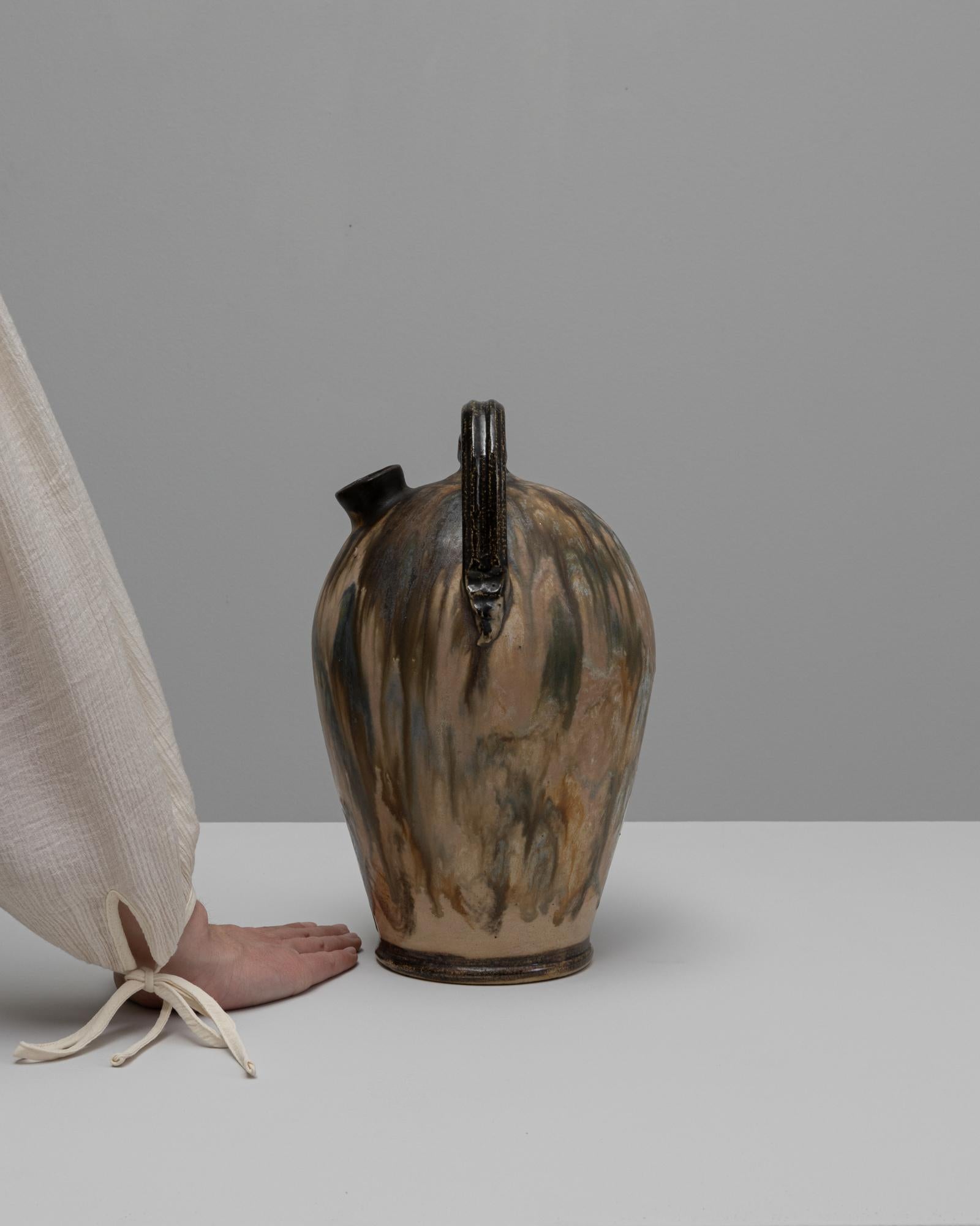 Belge Pichet en céramique à glaçure goutte à goutte belge du 20e siècle en vente